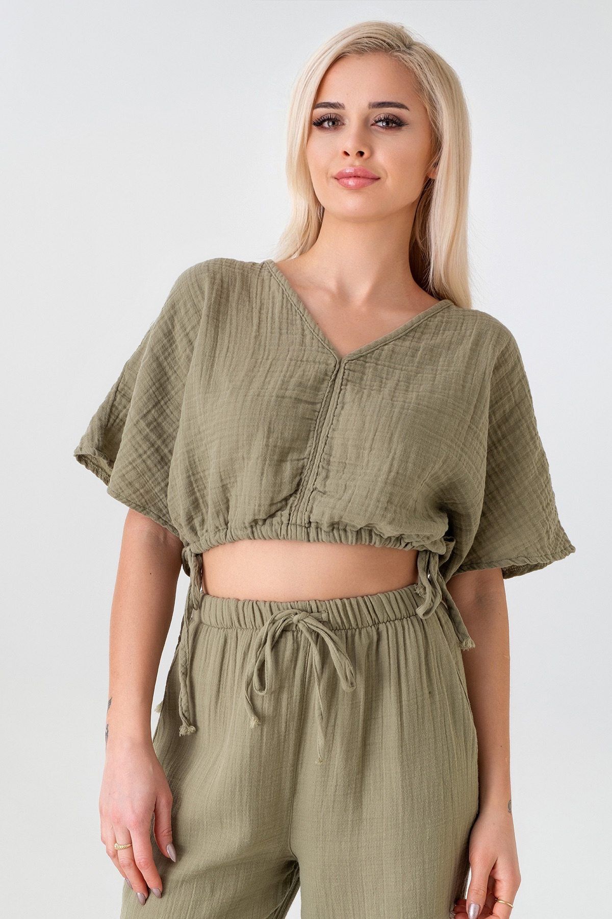 Fashion Showcase Müslin %100 Doğal Kumaş V Yaka Beli Ayarlanabilir Crop Yeşil