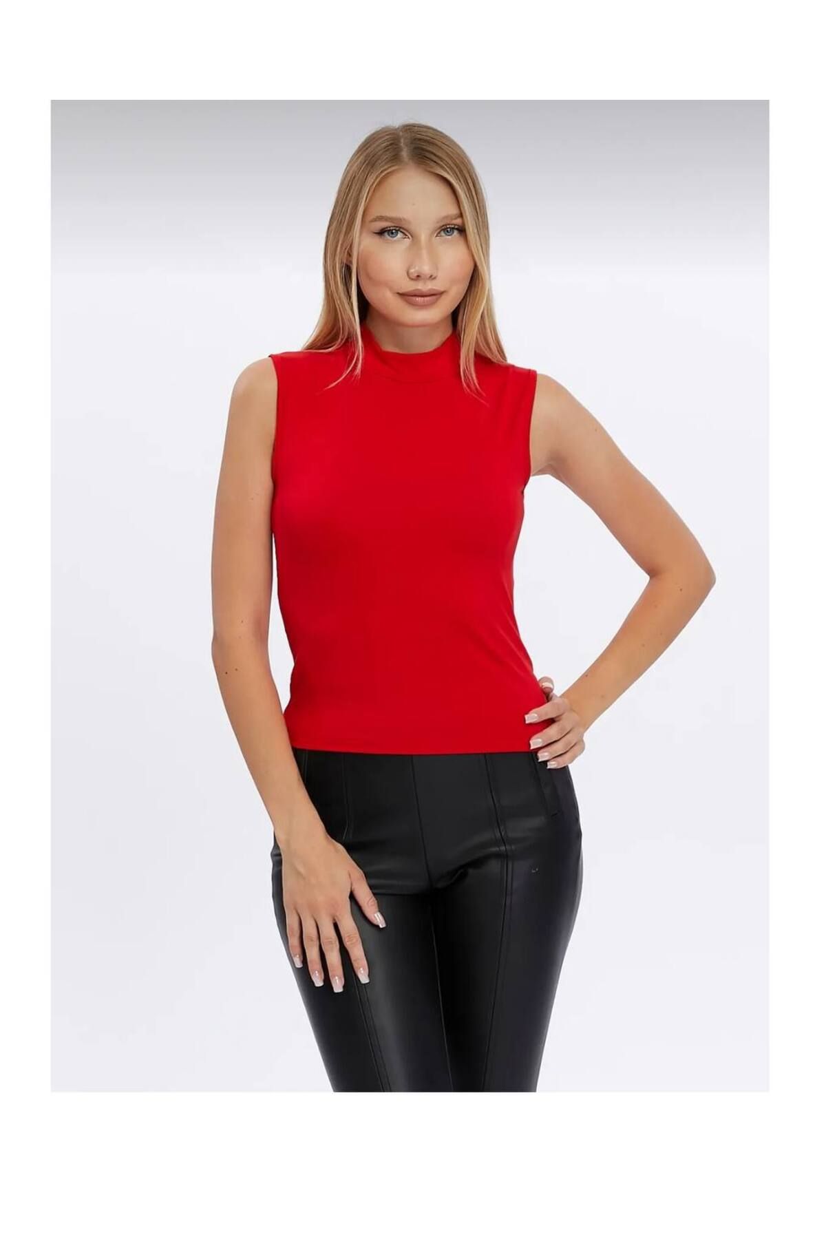 Cebel Hira Moda Kadın Kolsuz Body Yarım Boğaz