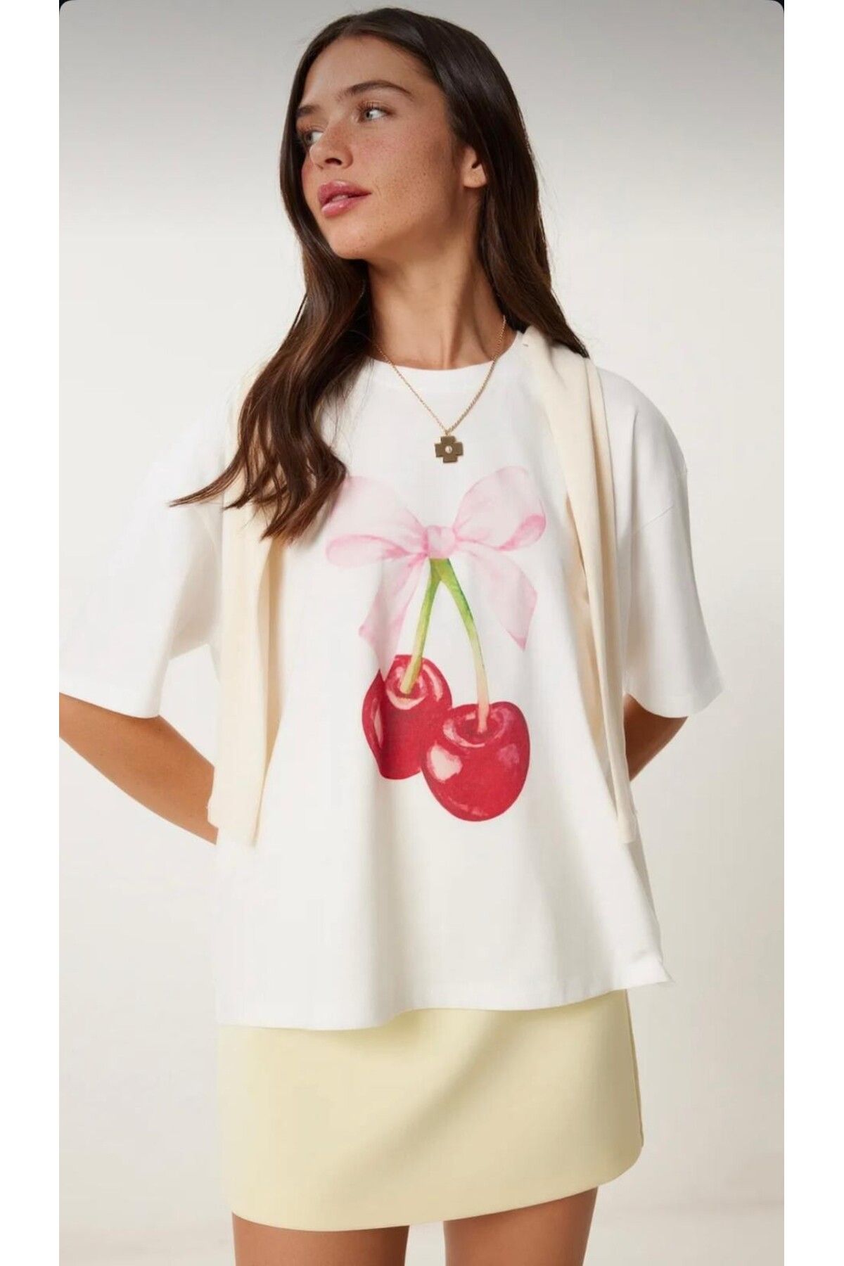 Serpirella Butik Baskılı Kiraz Detay T-shirt