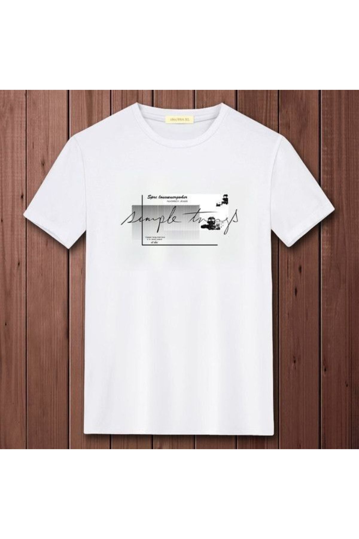 aynewmoda White short-sleeved T-shirt with a picture and letter print, large size