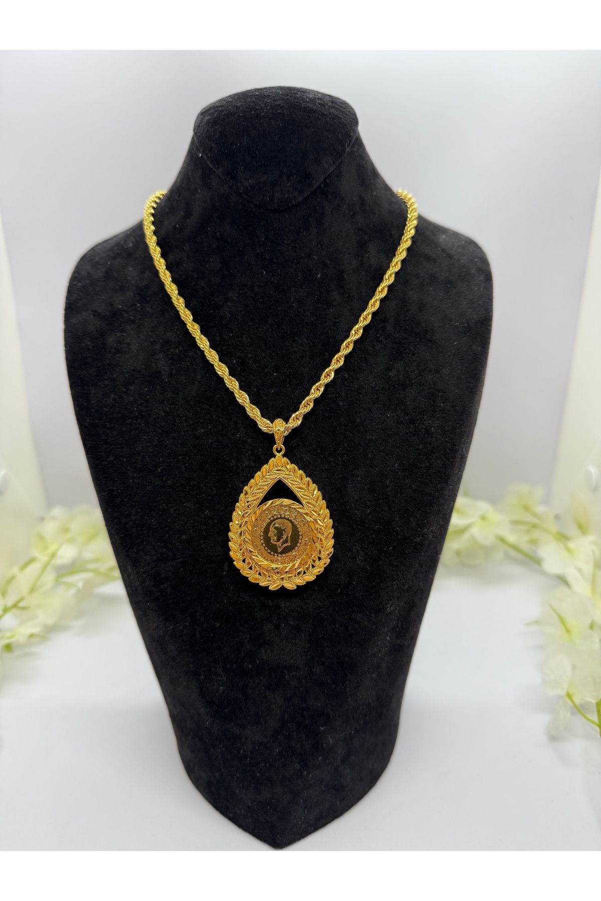 Constanza Exclusive 22 Ayar Altın Kaplama Arpa Tuğra Kolye Lvd509-3