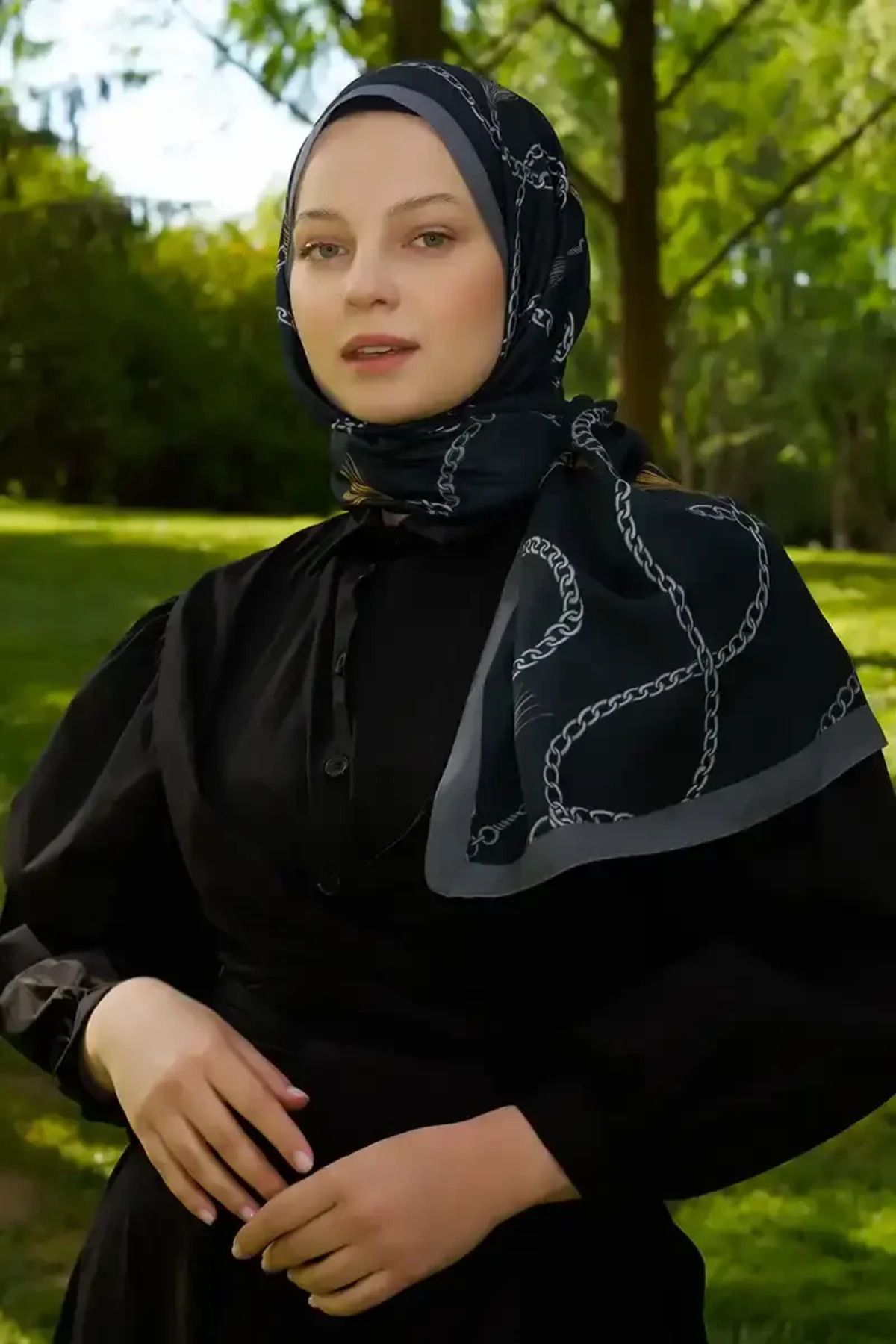 Madame Polo Hyper Zincir Desen Şal - Siyah