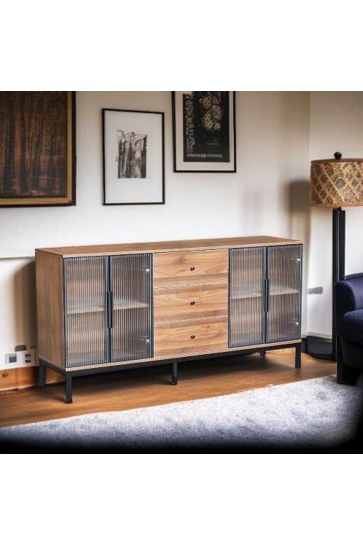 DEC4-Buffet cabinet with an elegant design and distinctive aesthetic touches, 140 cm. 4