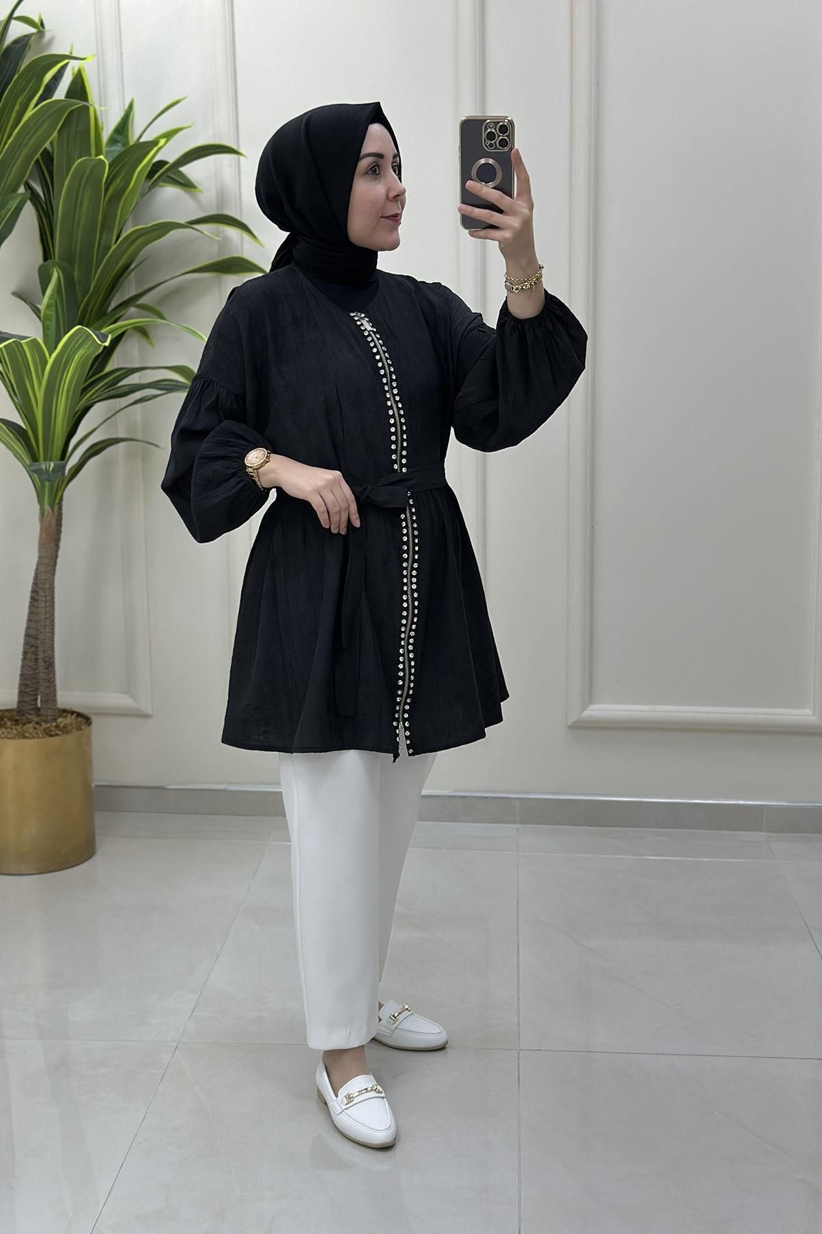 Miss Önü Fermuarlı Taş Detaylı Seyyar Kemerli Kadın Tunik Siyah MSE 3231
