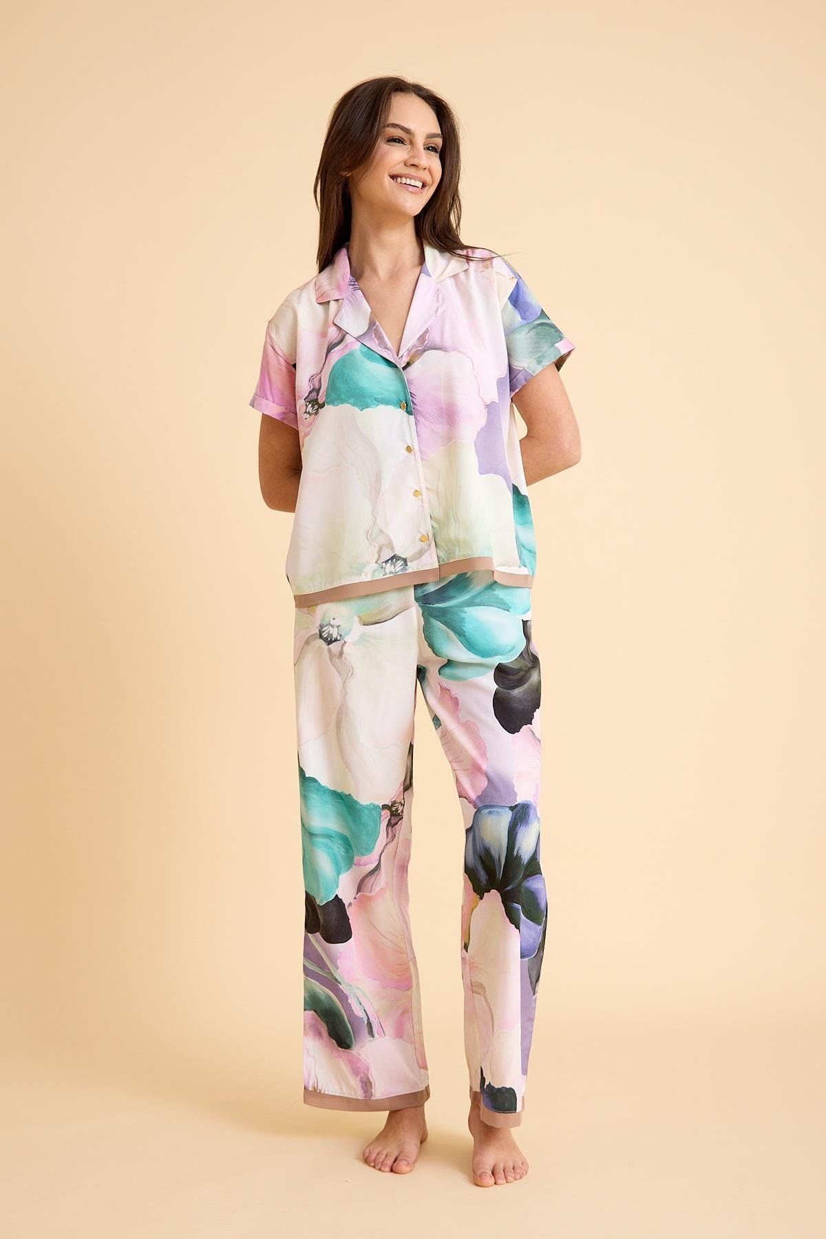 Amarelle Paradise Çiçek Desenli Ultra Hafif Viskon İpeksi Pijama Set