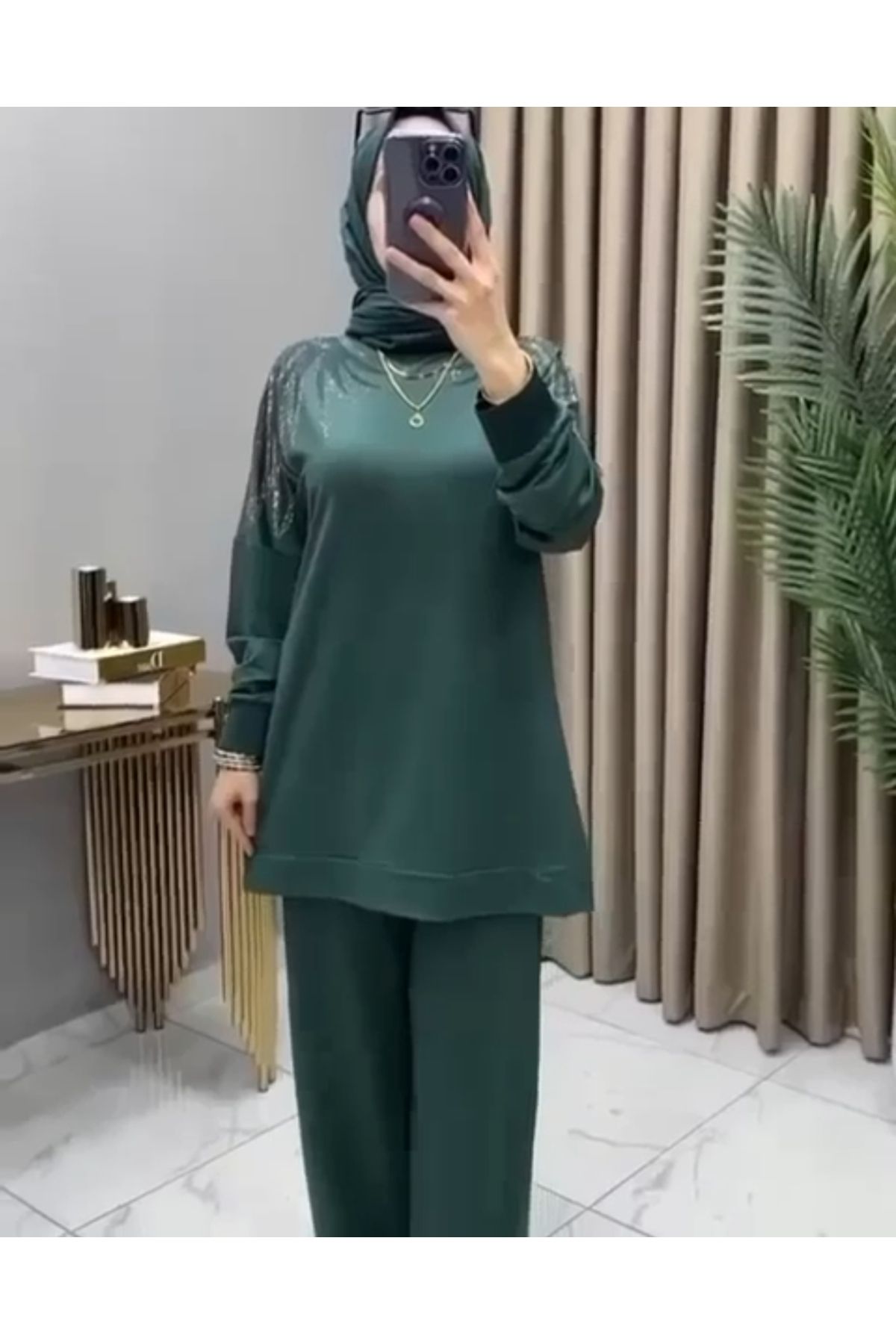 Parla Prive Parla şık takım