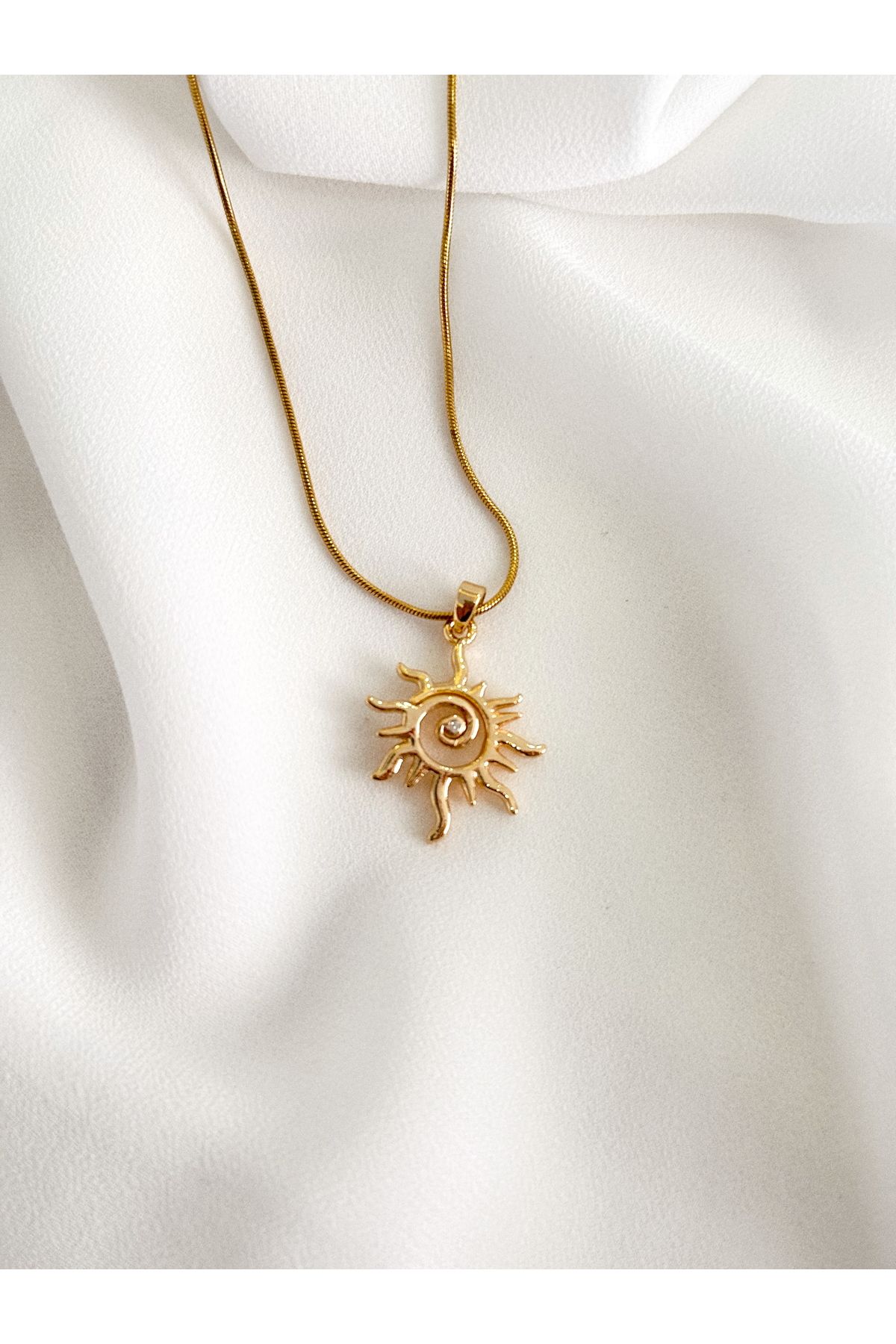 DURUATELİER Güneş Model Zirkon Taşlı Gold Kolye