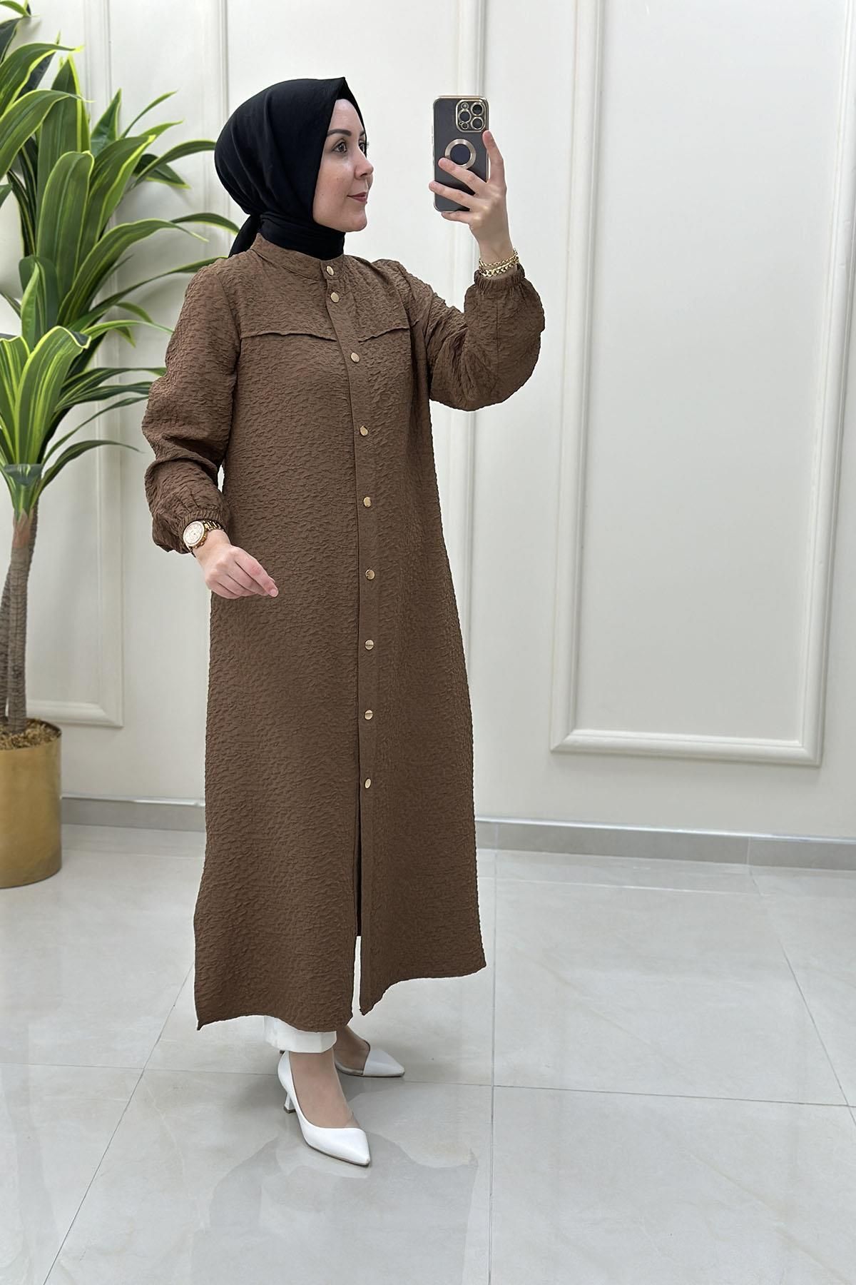 Qetenn Önü Çıtçıtlı Kolu Büzgülü Uzun Kadın Giyçık Tunik Taba QTN 4900