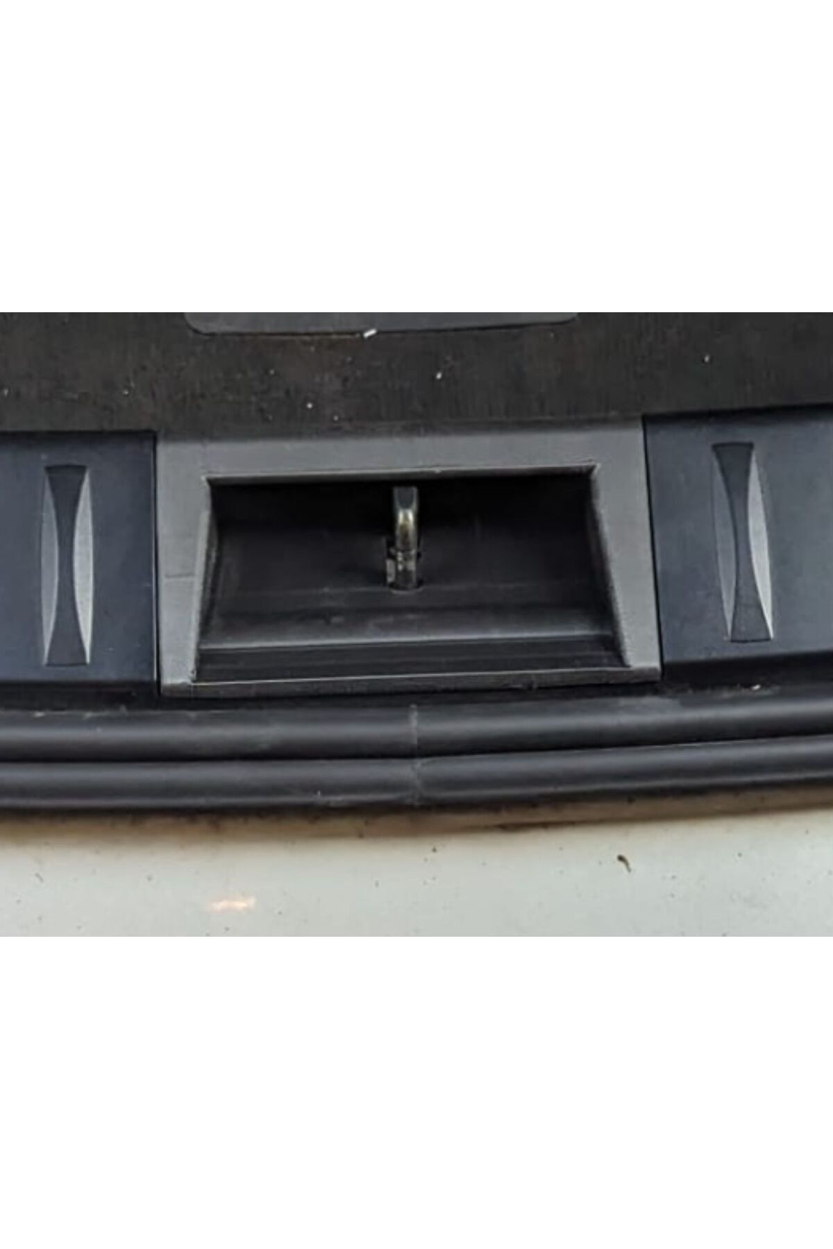 Emr Store Bmw E91 Bagaj Kilit Kapağı