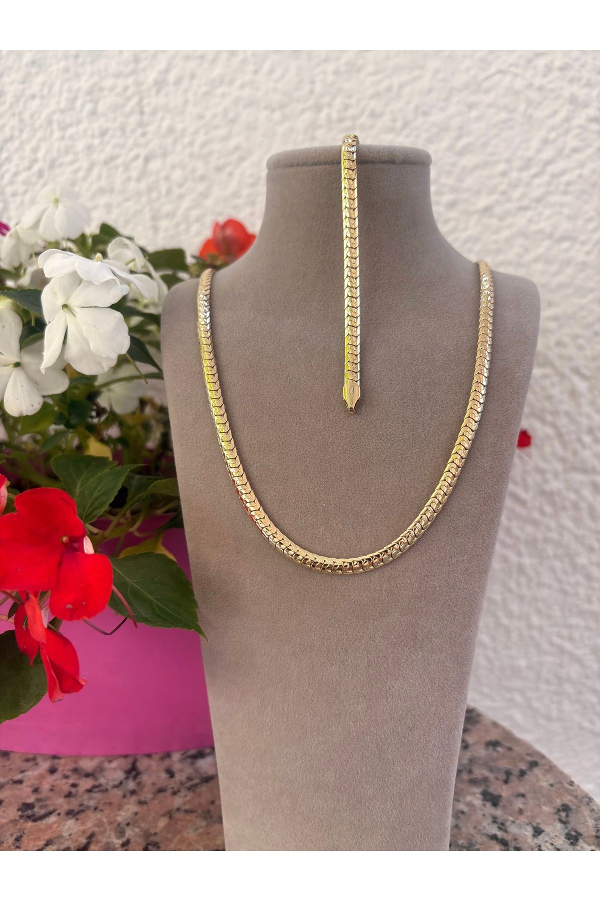 xUPING Altın Kaplama Balıksırtı Model Set Kolye 50 cm Bileklik 20cm Kararmaz 14K Rengindedir