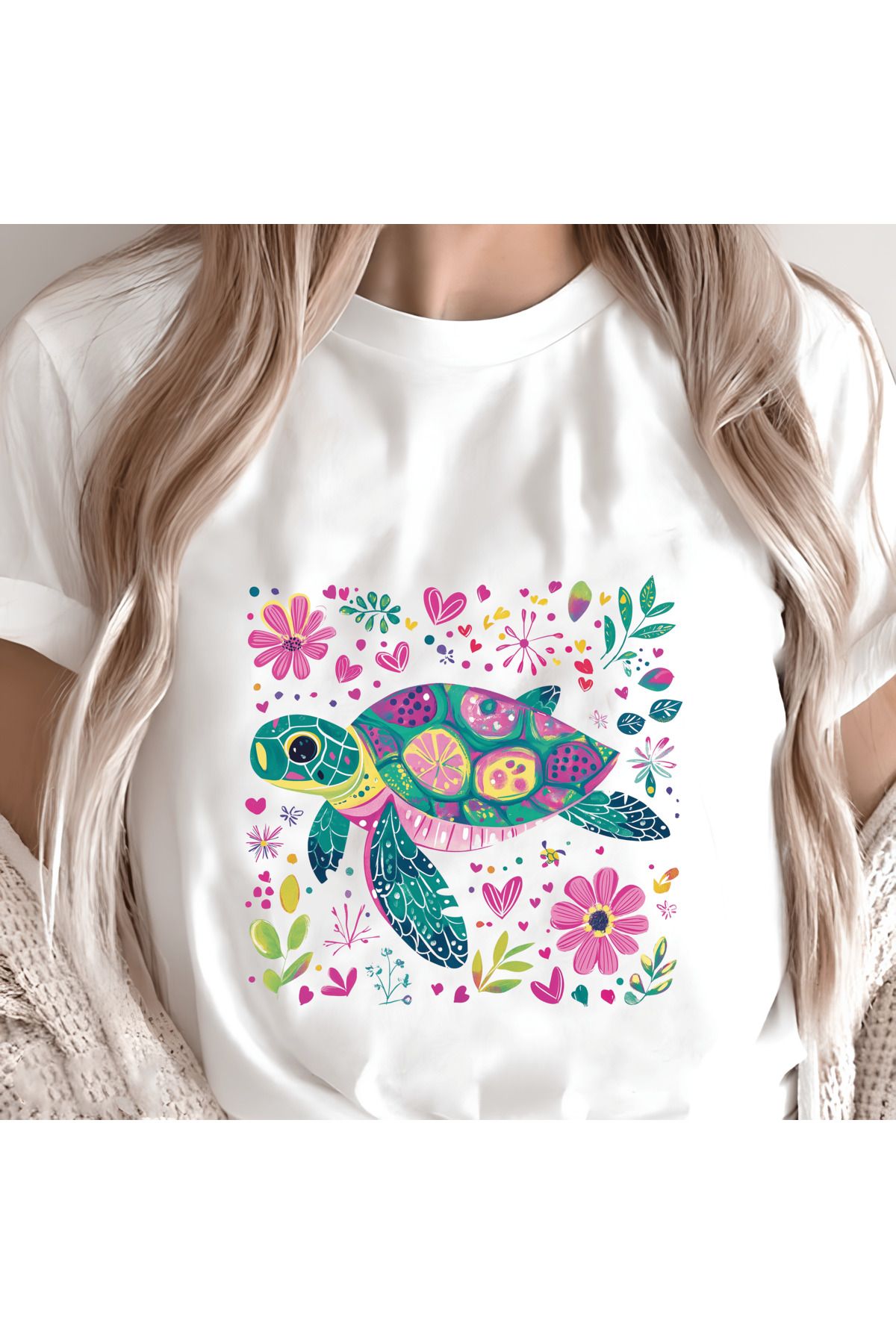 MAGORS RENKLİ KAPLUMBAĞA BASKILI BİSİKLET YAKA PAMUKLU KISA KOLLU KADIN VE ÇOCUK TSHIRT