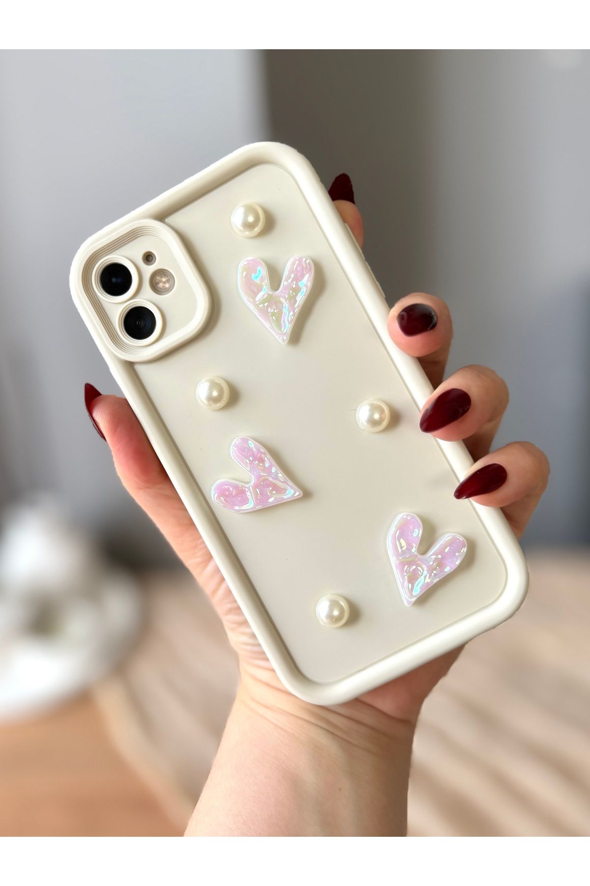 MirazTasarim IPHONE 11 3D İNCİ VE KALP DEKORLU KREM KILIF