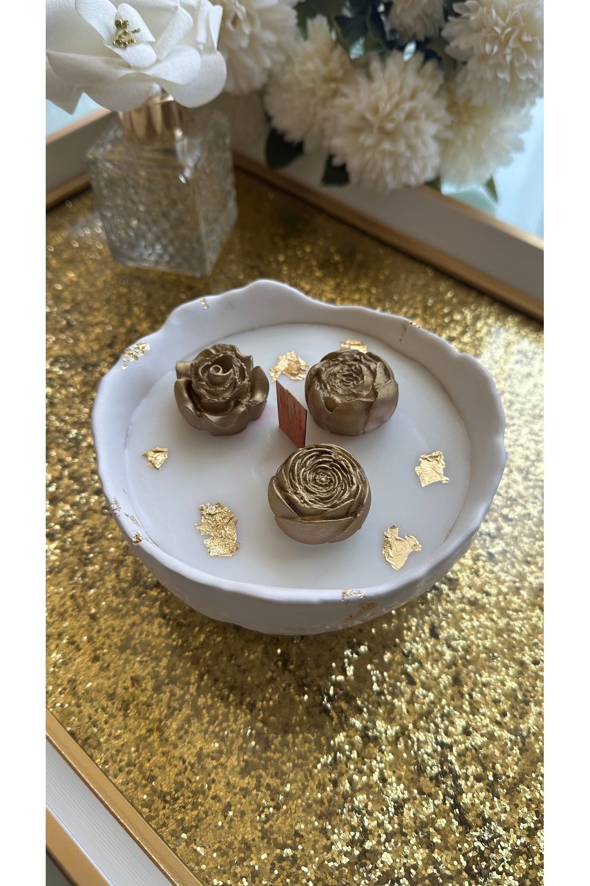 BalibeeCandle Dekoratif kasede gold çiçekli mum