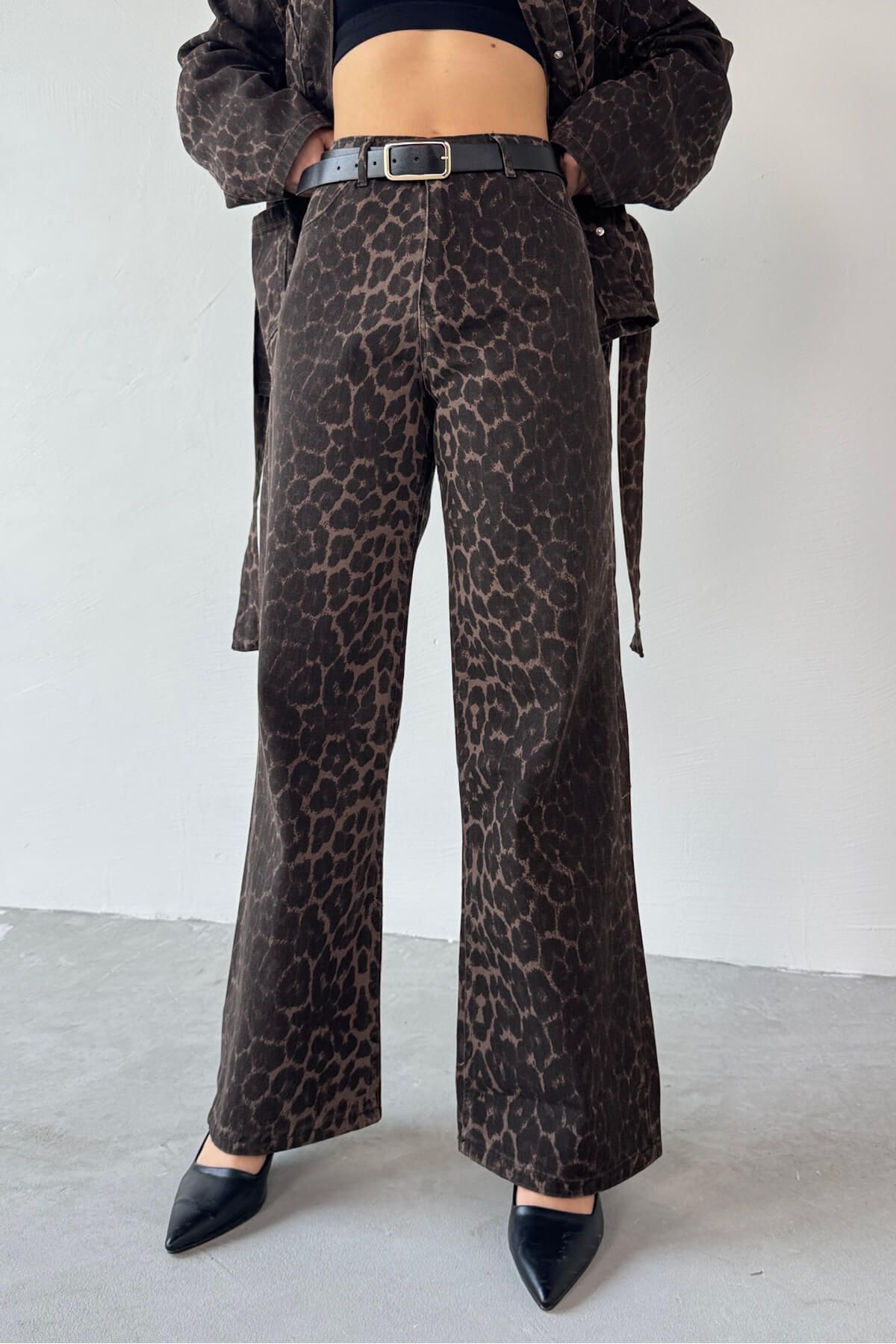 Cappmoda İND-03694 Leopar Desen Denim Jean