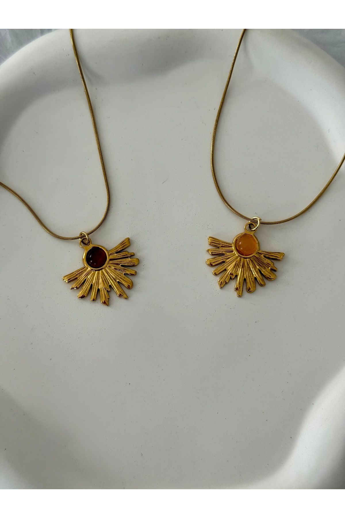 2602atelier Turuncu Doğal Taşlı Antik Çelik Kolye