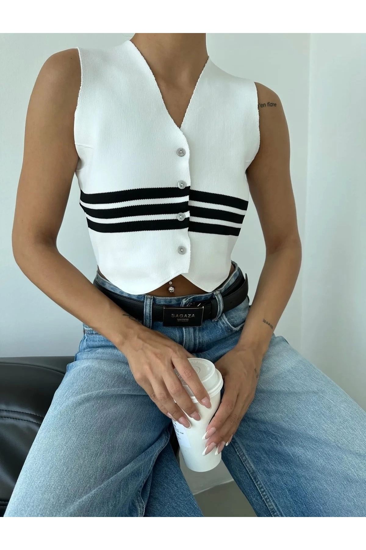 Nateli Çizgili Triko Crop Yelek Bluz Ekru - 1467.100