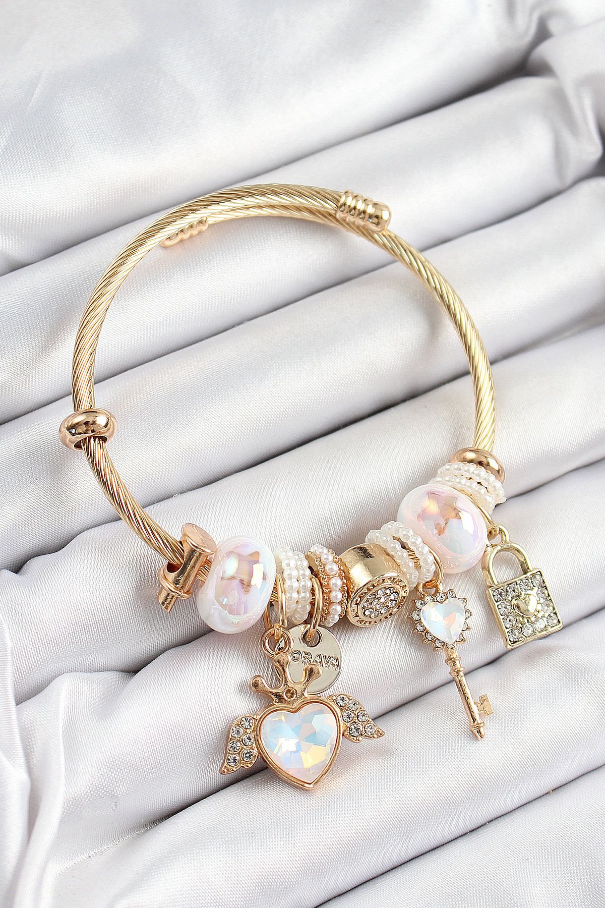 Clariss 316L Çelik Beyaz Zirkon Taşlı Kilit Anahtar Ve Kalp Model Gold Renk Charm Bileklik