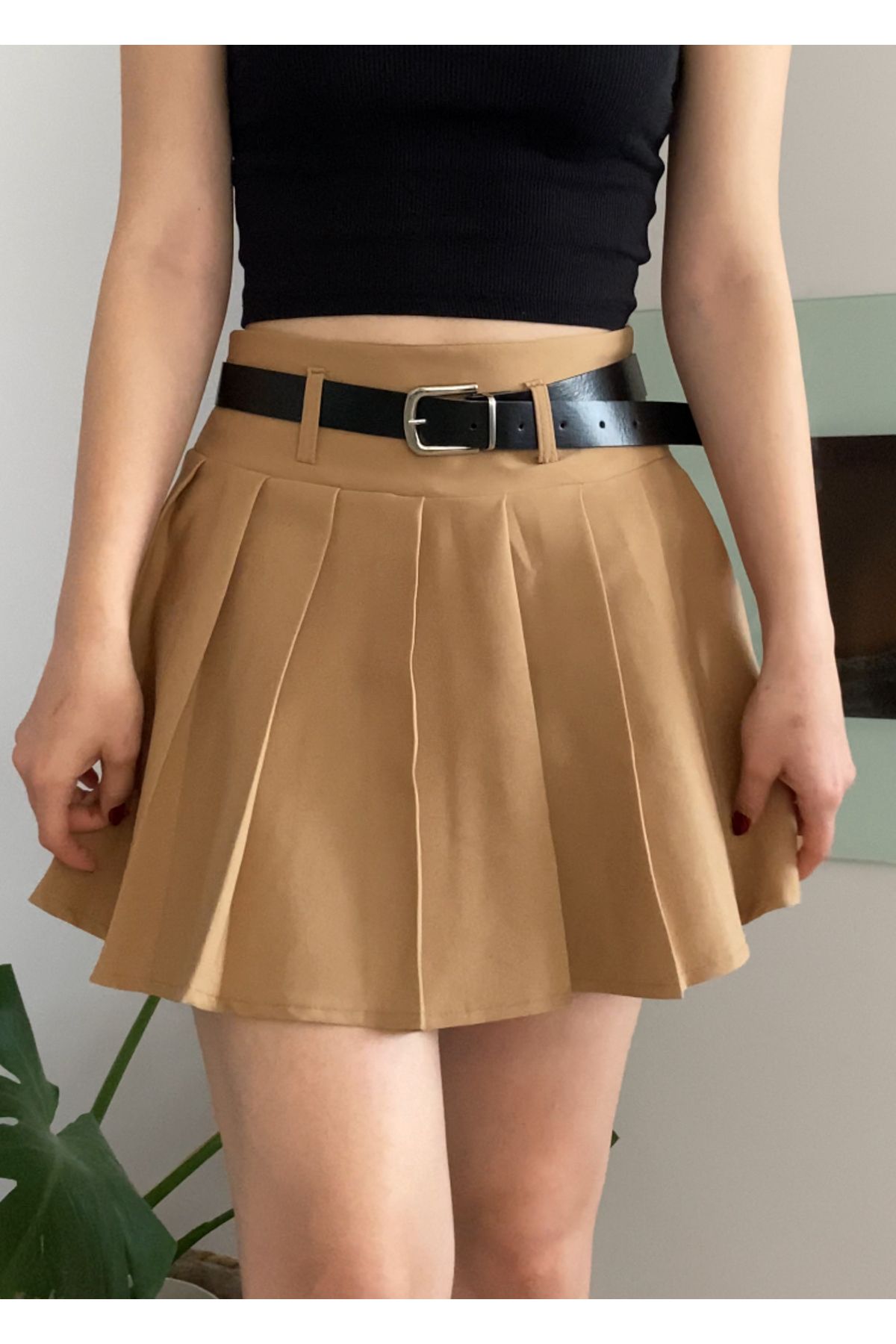sielta Kadın Açık Kahve Full Pileli Kemerli Astarlı Mini Şort Etek