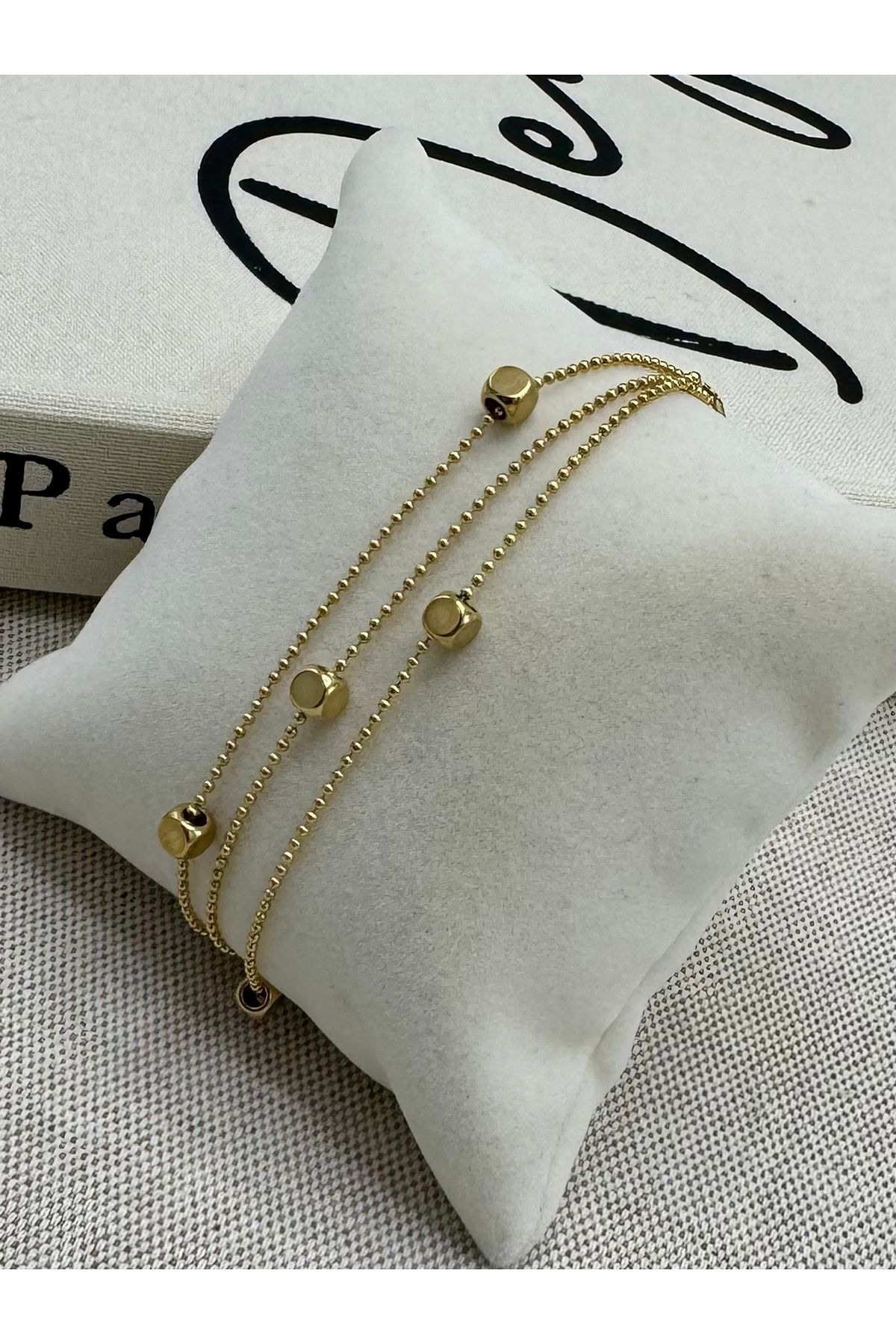 DEEPWELL Gold Renk Zarif Kadın Çelik Bileklik dbw015