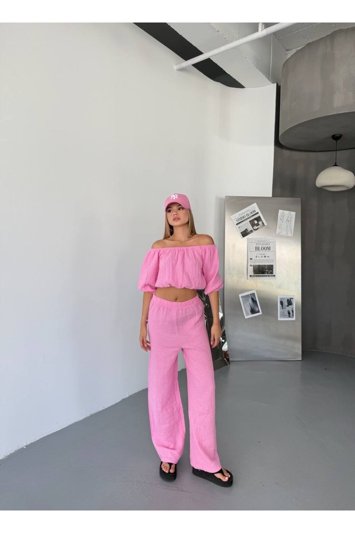 timagna Kadın Alt Üst Takım Müslin Kumaş Modanna Yaka Crop Bluz Bol Paça Pantolon İkili Takım