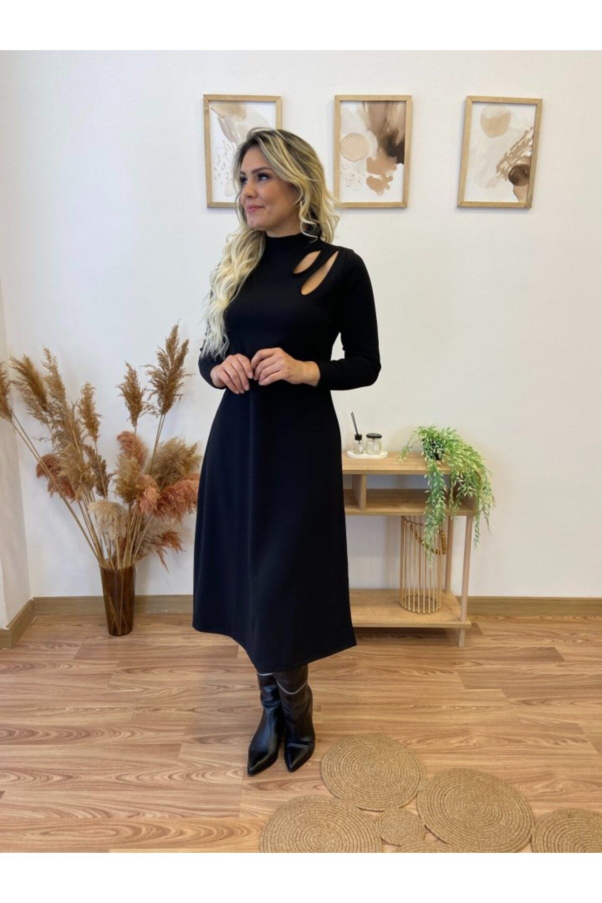 ETİLER COLLECTION Kadın Uzun Kollu Balıkçı Yaka Omuzda Damla Detaylı Yırtmaçlı Krep Midi Elbise