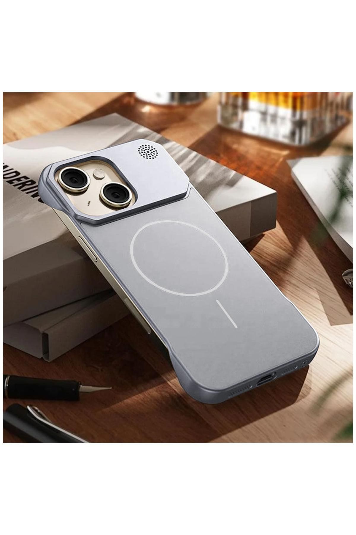 Pro Aksesuar Apple iPhone 13 Uyumlu Kılıf Koku Hazneli Titan Metal Kılıf (Kablosuz Şarj Destekli) Gri