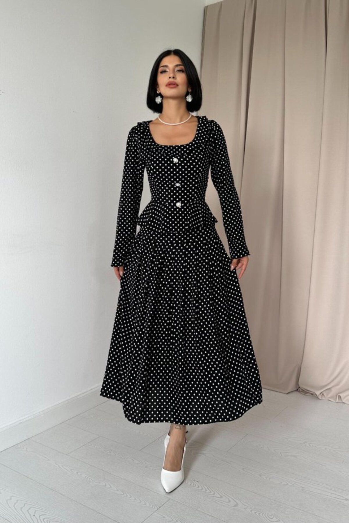 ETİLER COLLECTION Siyah Puantiye Desenli Volanlı Elbise