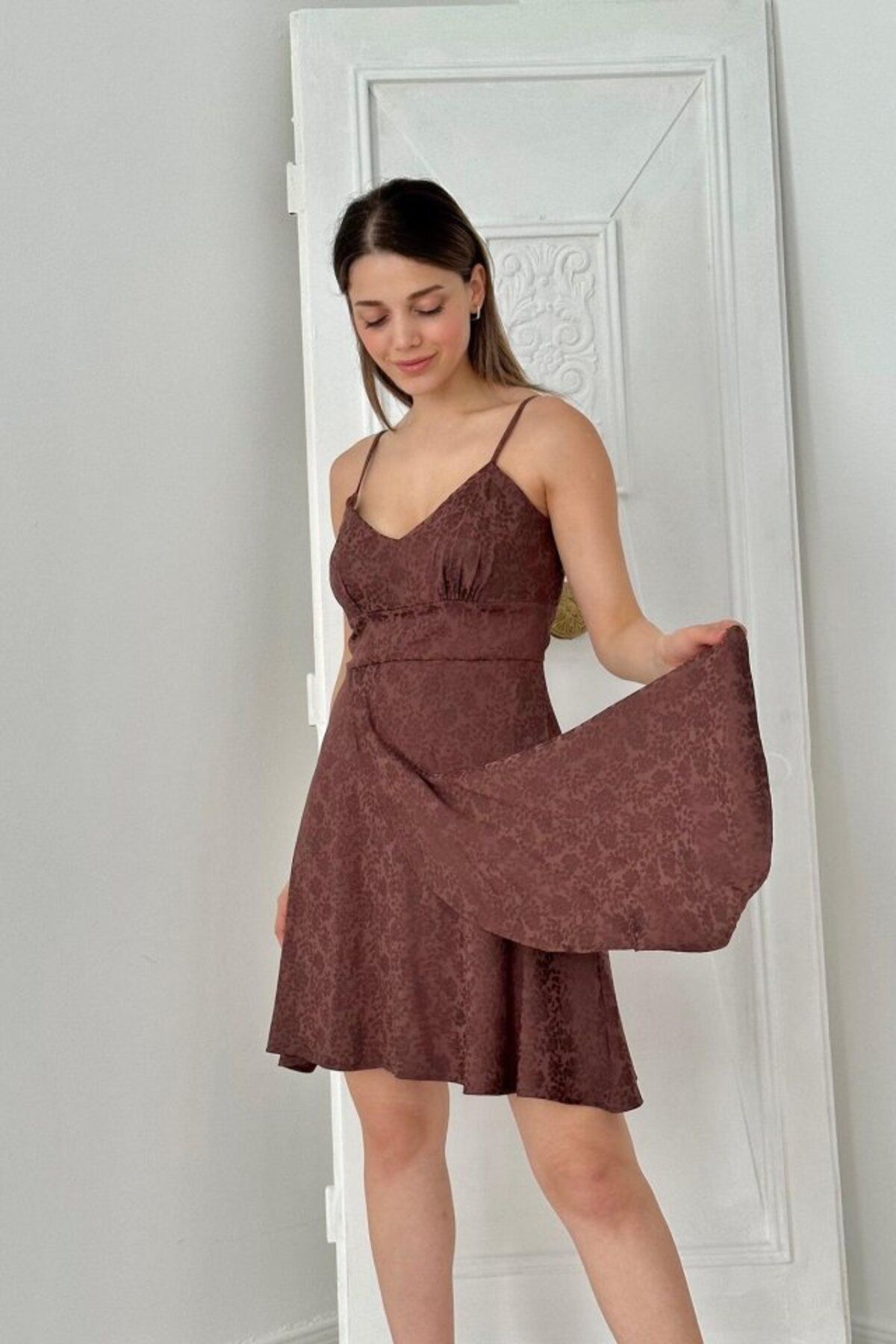 ETİLER COLLECTION Kahverengi Jakarlı Asimetrik Elbise
