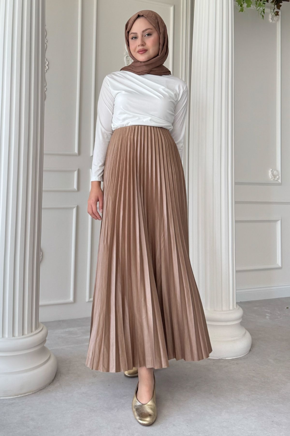 InStyle Piliseli Kahve Etek