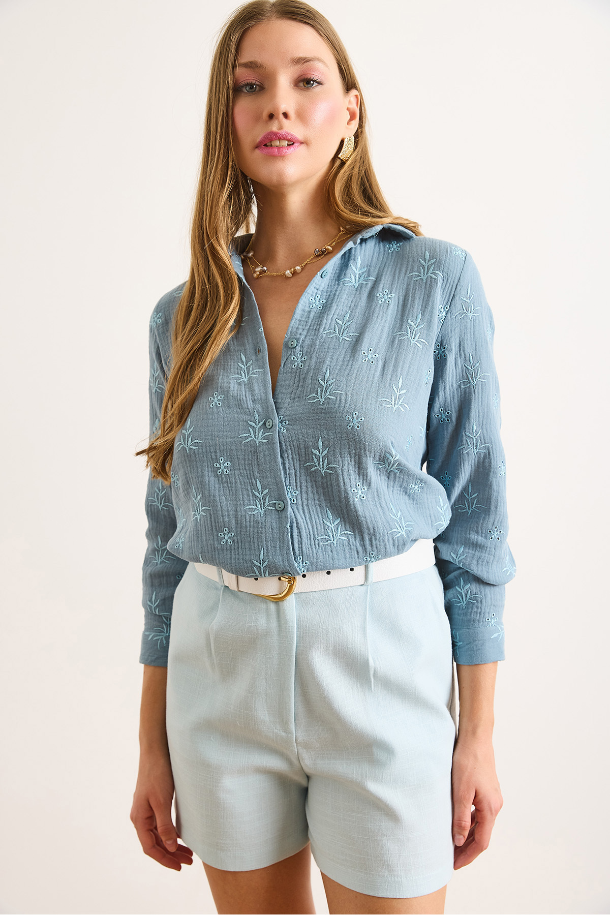 Olalook  Kadın İndigo Nakış Detaylı Müslin Gömlek GML-19001333 - Görsel 6