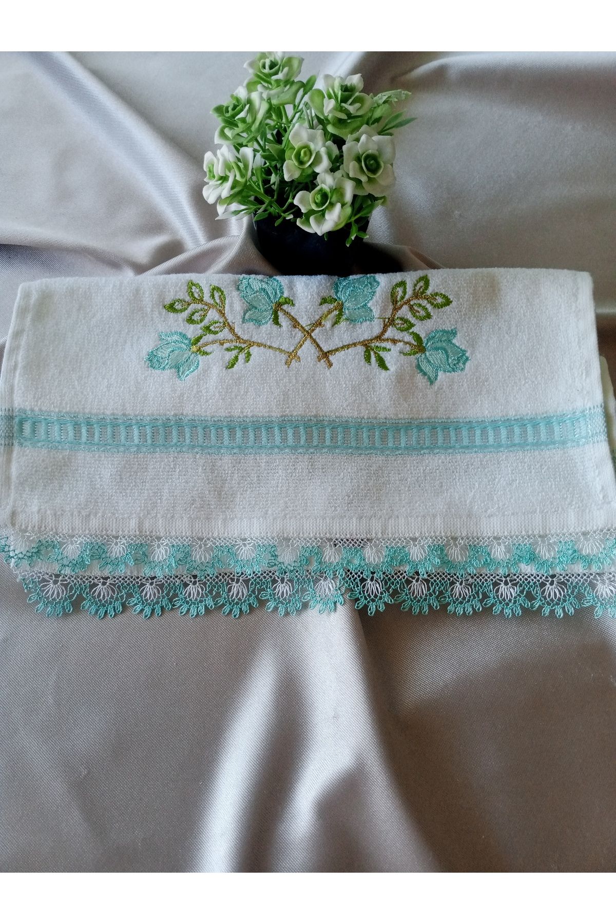 Pervin Ablacım İğne oyası kenarı el yapımı mutfak havlusu(47cm/30cm)