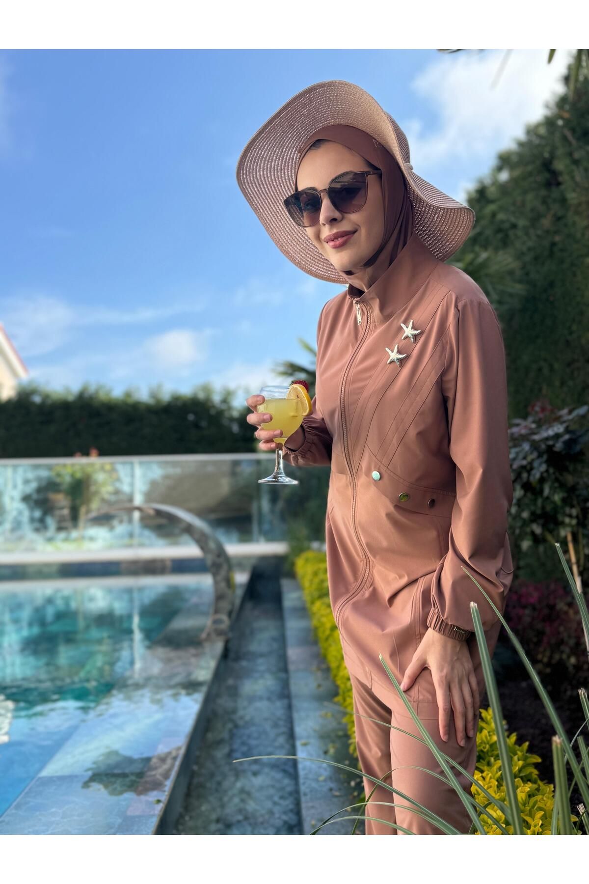 Moodbasic MOODBASİC YILDIZ AKSESUARLI FERMUARLI TESETTÜR MAYO