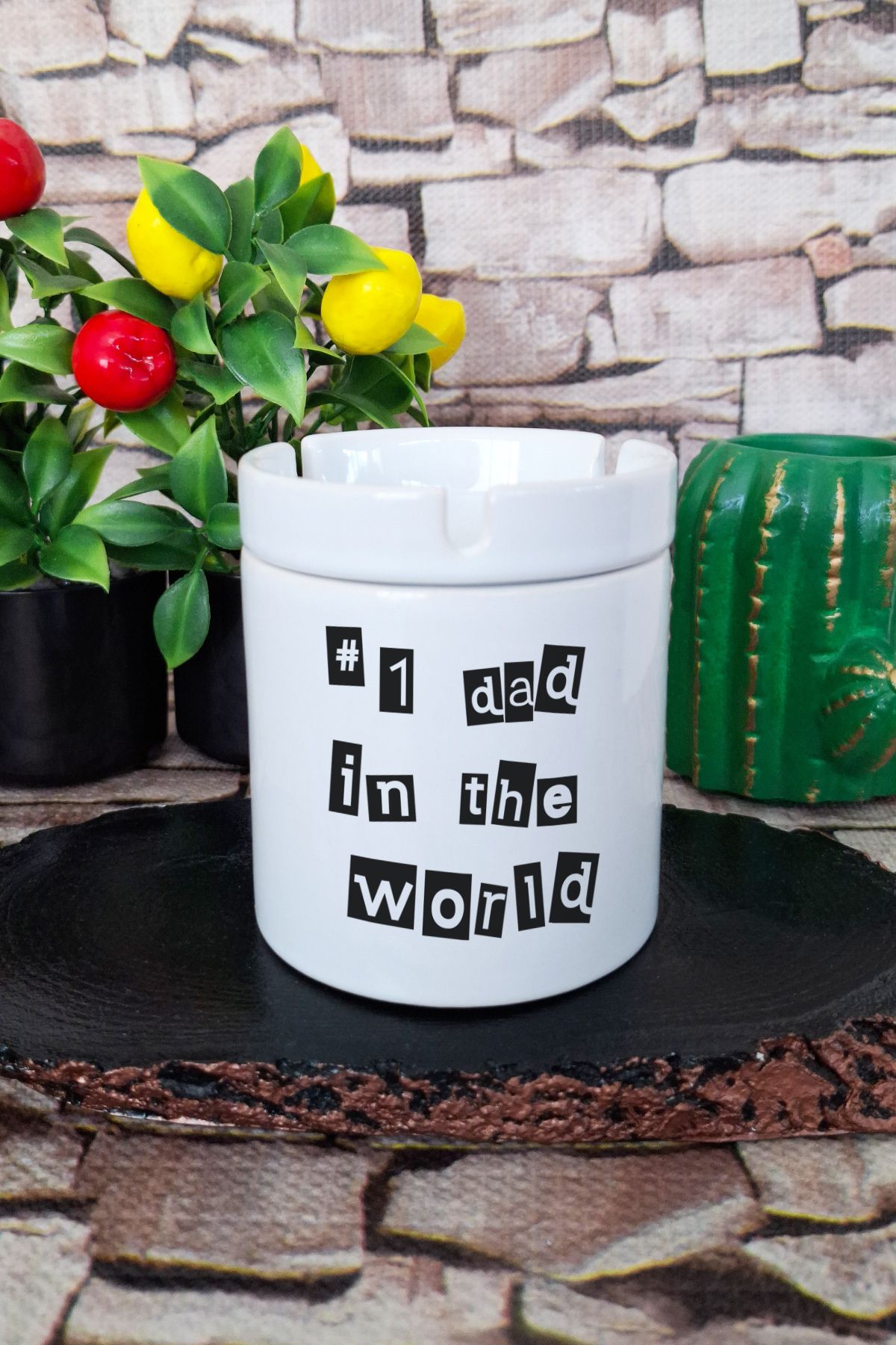 qoeuyl boutique Number 1 Dad In The World Babalar Günü Hediye Baskılı Seramik Kapaklı Kokusuz Küllük