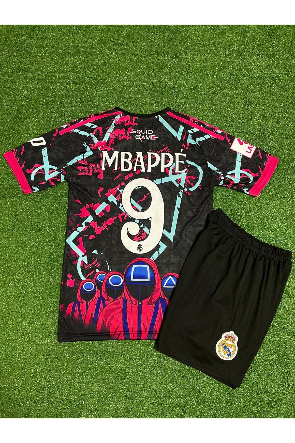 BARBITOS Real Madrid Kylian Mbappe Özel Konsept Çocuk Forması (Squid Game)