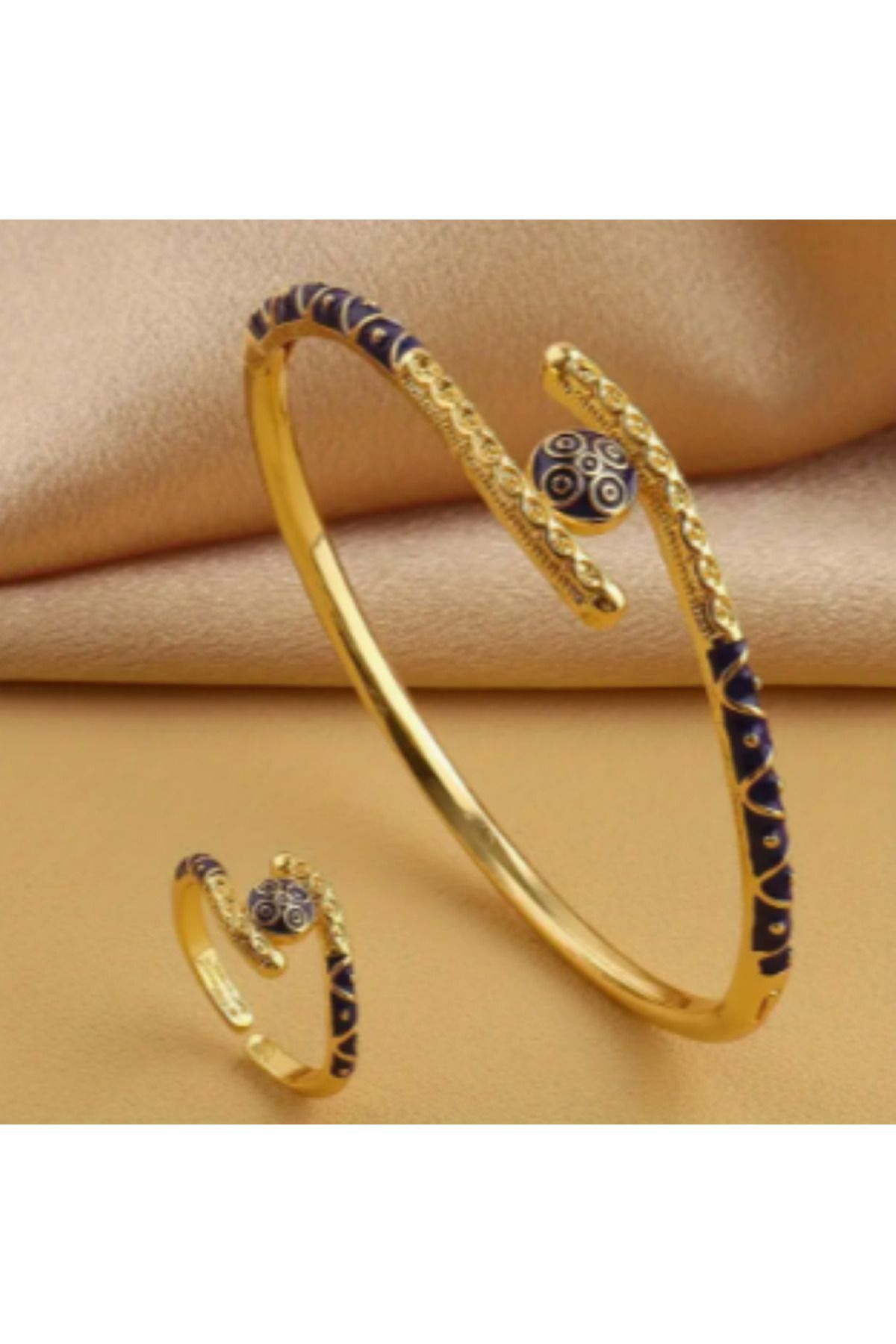SE Jewellery Collection Selin Ersoy Kadın Siyah Mine İşlemeli Yılan Figürlü Takı Seti – Altın Kaplama Bileklik ve Yüzük