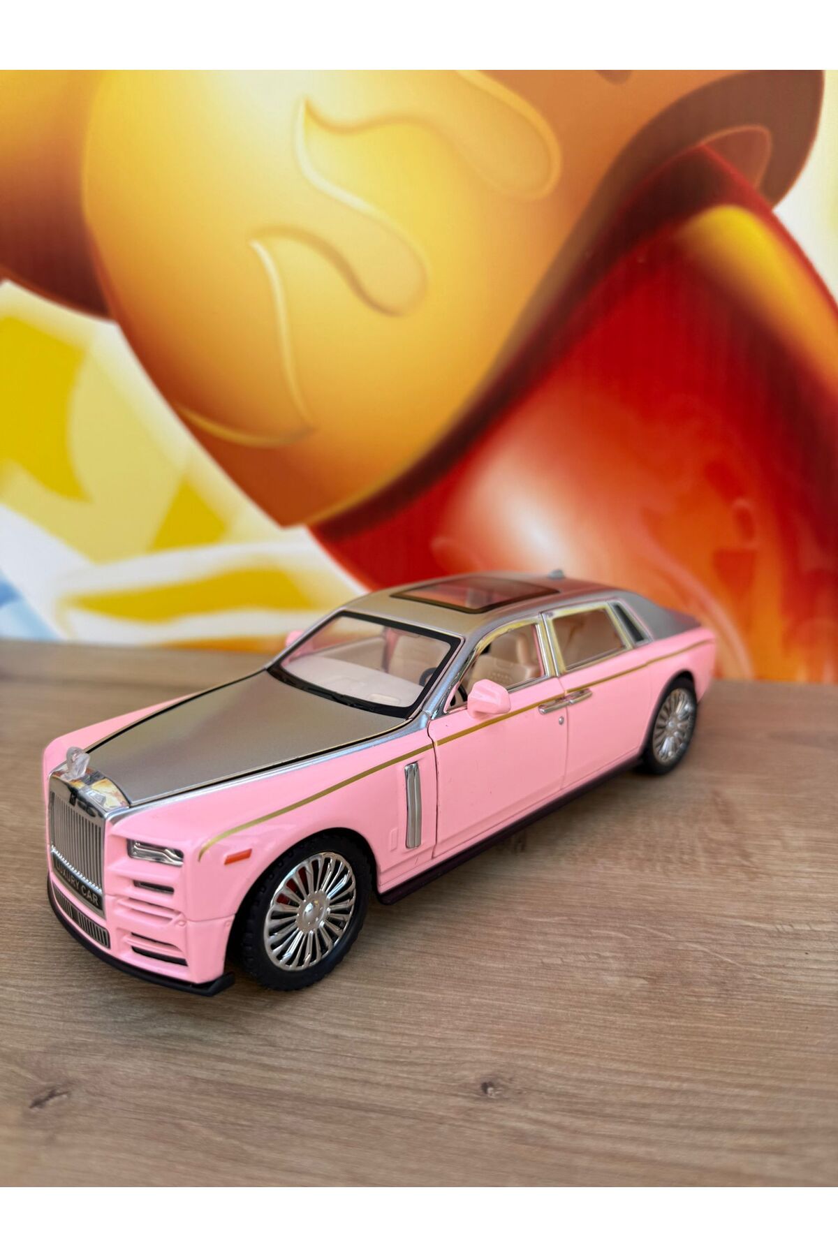 scntoys Rolls Royce Sweptail 1:24 Ölçek Sesli Ve Işıklı Metal Çek Bırak Oyuncak Araba 23 CM PEMBE