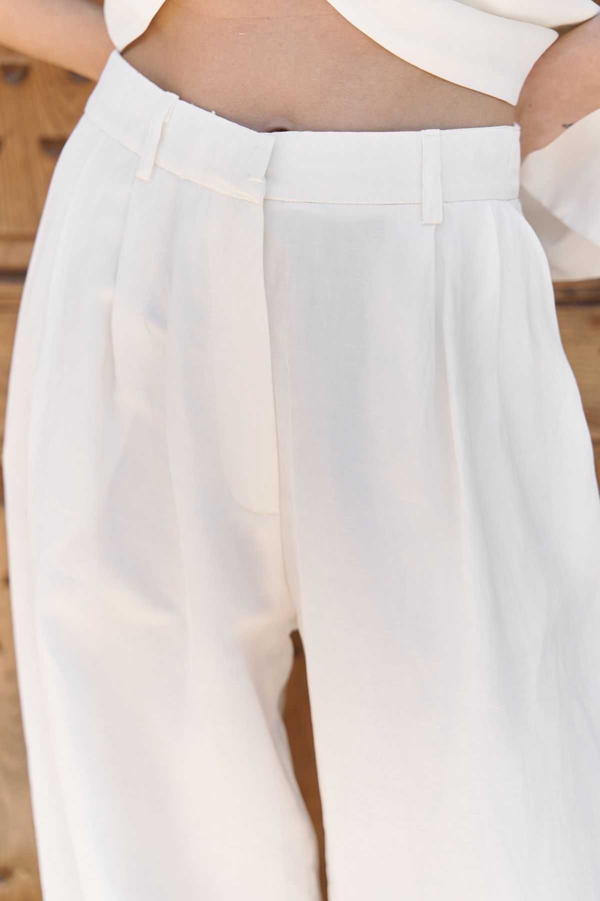BOHEMAİ-Prasetsah Tied Ecru Crop Trousers Set 7