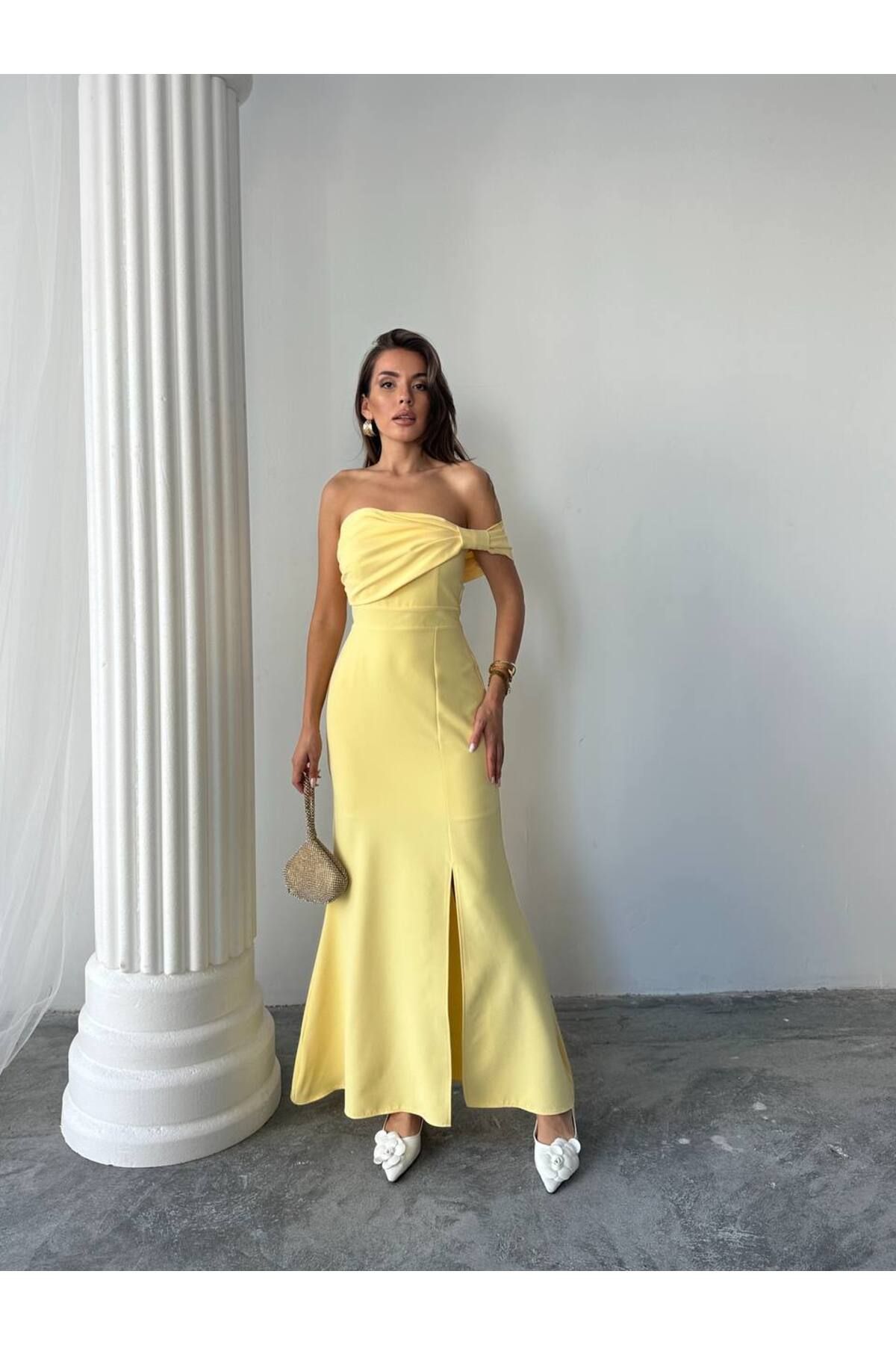conconmoda Aura Yırtmaçlı Uzun Elbise