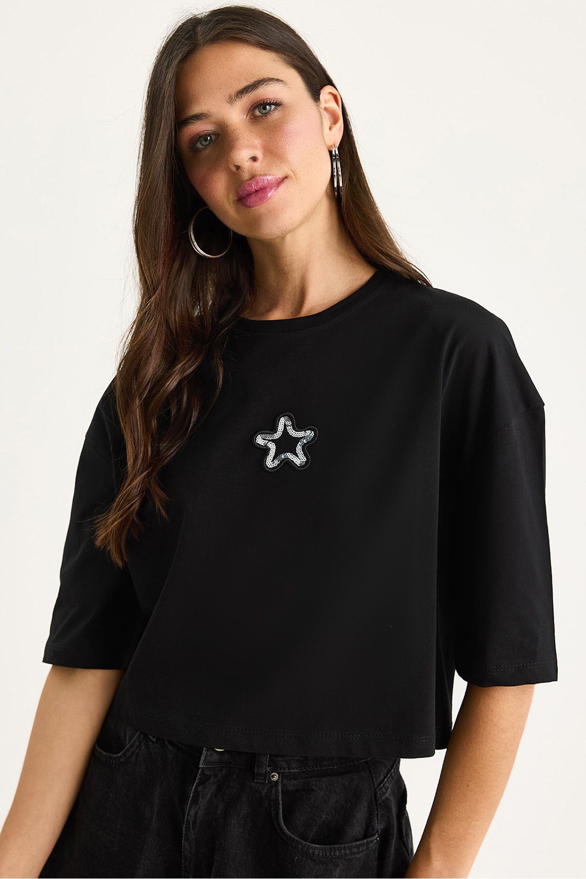 Bianco Lucci Kadın Yıldız Nakışlı Bisiklet Yaka %100 Pamuklu Crop T-Shirt 6703 60283449