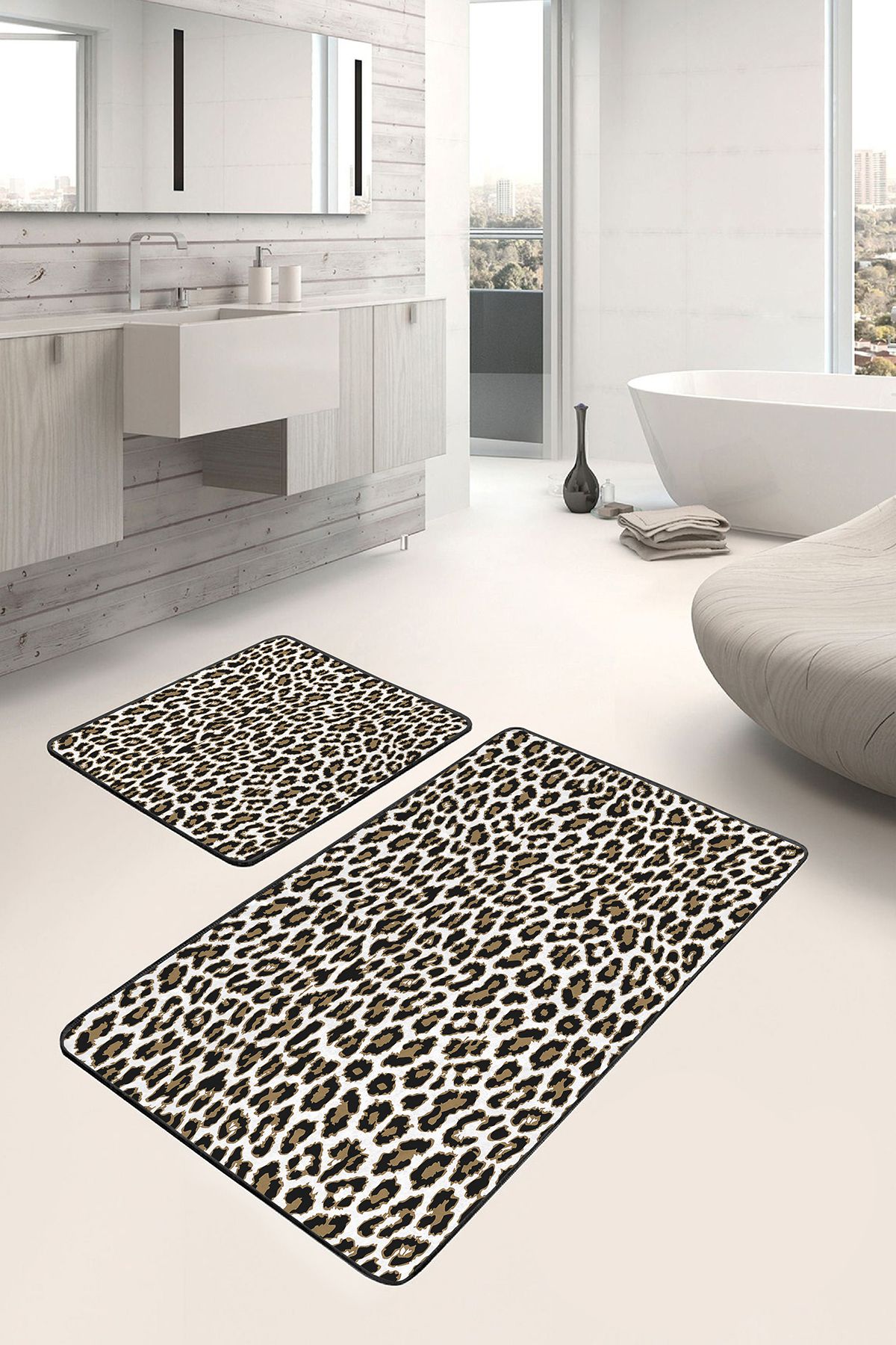Realhomes Siyah - Kahverengi Zeminde Leopar Motifli Deri Klasik Sade & Şık 2'li Banyo & Mutfak Paspas Takımı