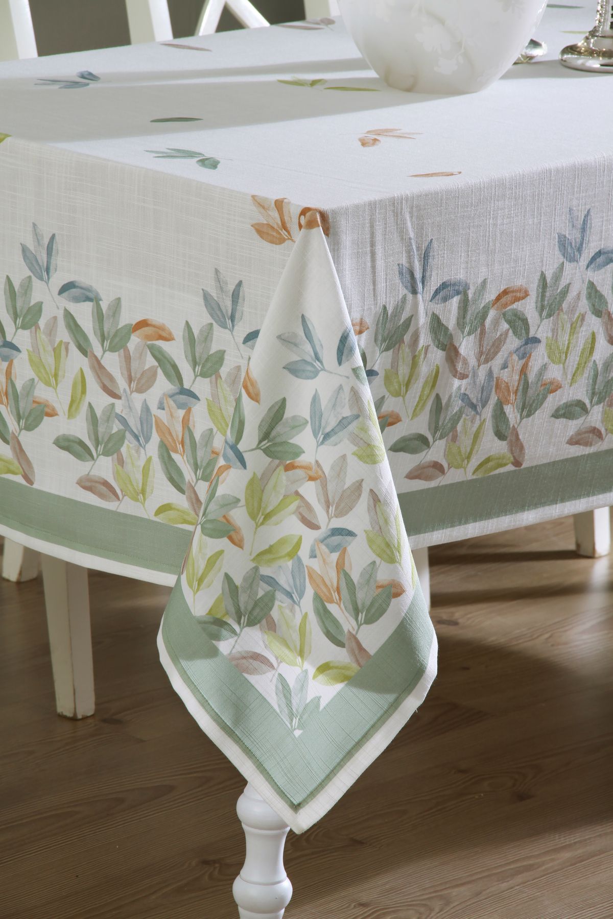 NEEA HOME Modern Dijital Baskı Masa Örtüsü 150x260 – Canlı Renkler – Yıkanabilir Polyester - Solmaz -Çekmez