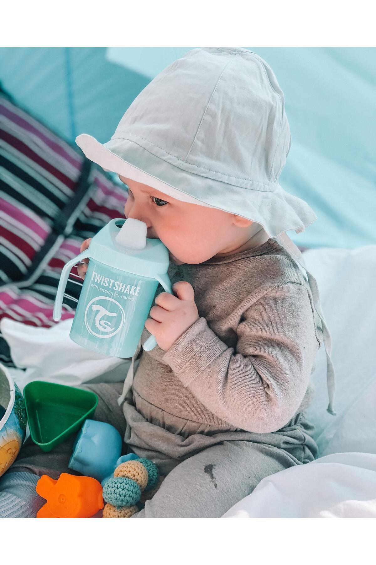Twistshake Mavi Mini Alıştırma Bardağı (4+ Ay) (230 ml) fotoğrafı 3 (önizleme)