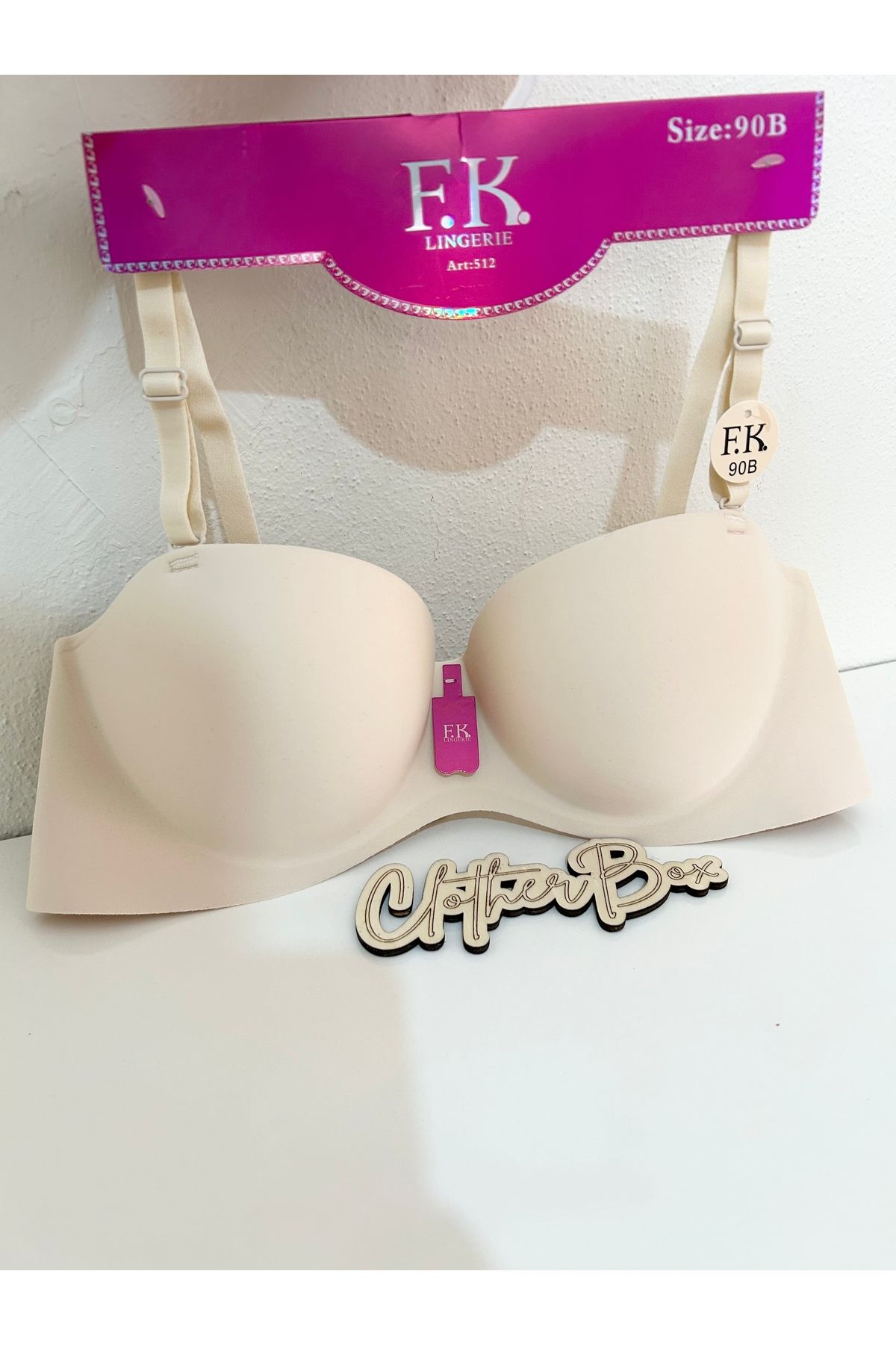 Clothes Box Lazer Kesim Dolgulu ve Çıkarılabilir Askılı Straplez Sütyen