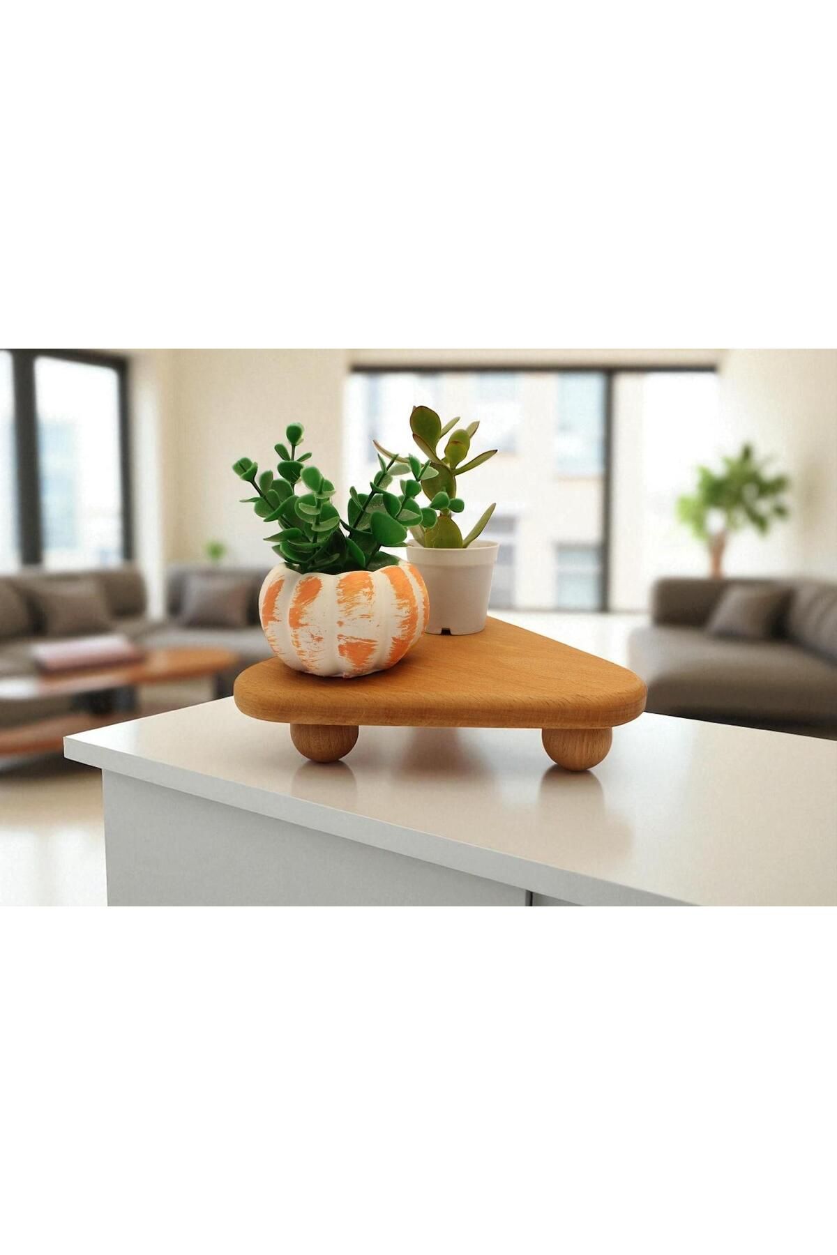 tios home Fırınlanmış Kayın Ağacından Dekoratif Üçgen Şekilli Sunumluk