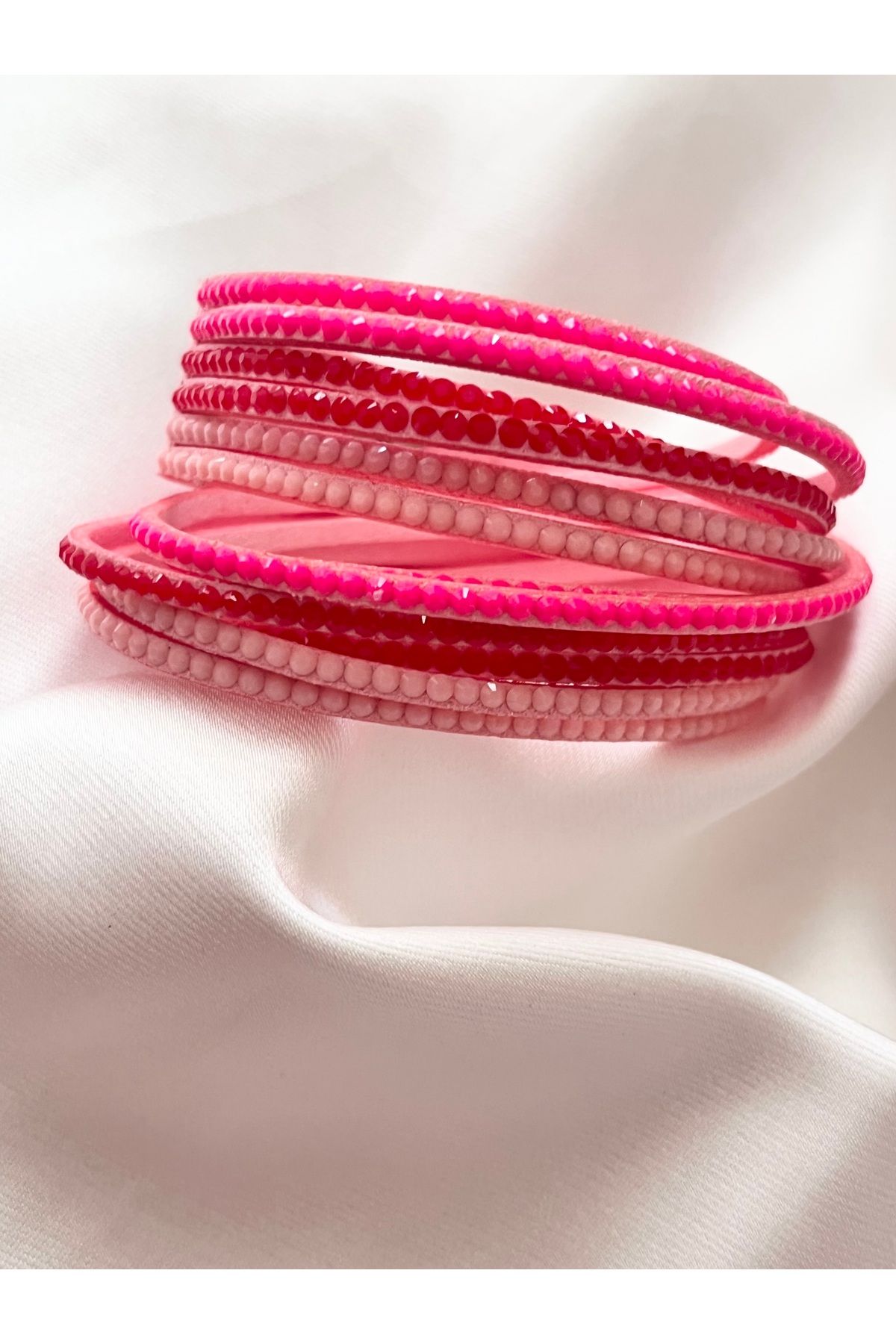 COCOSH TAKI Pembe taşlı çoklu dolamalı süet deri bileklik