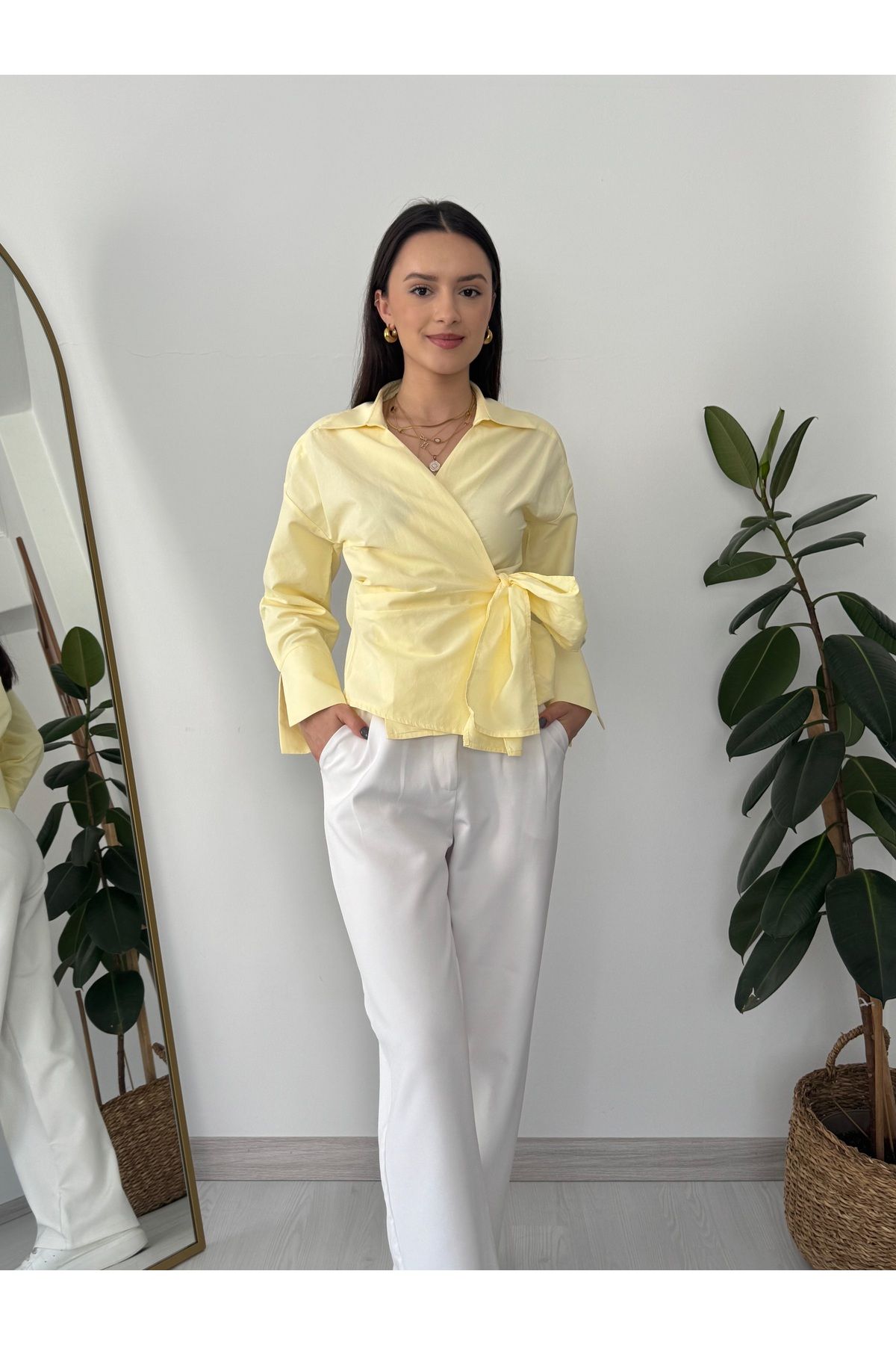 Hilya Atelier Önden Bağlamalı Sarı Bluz