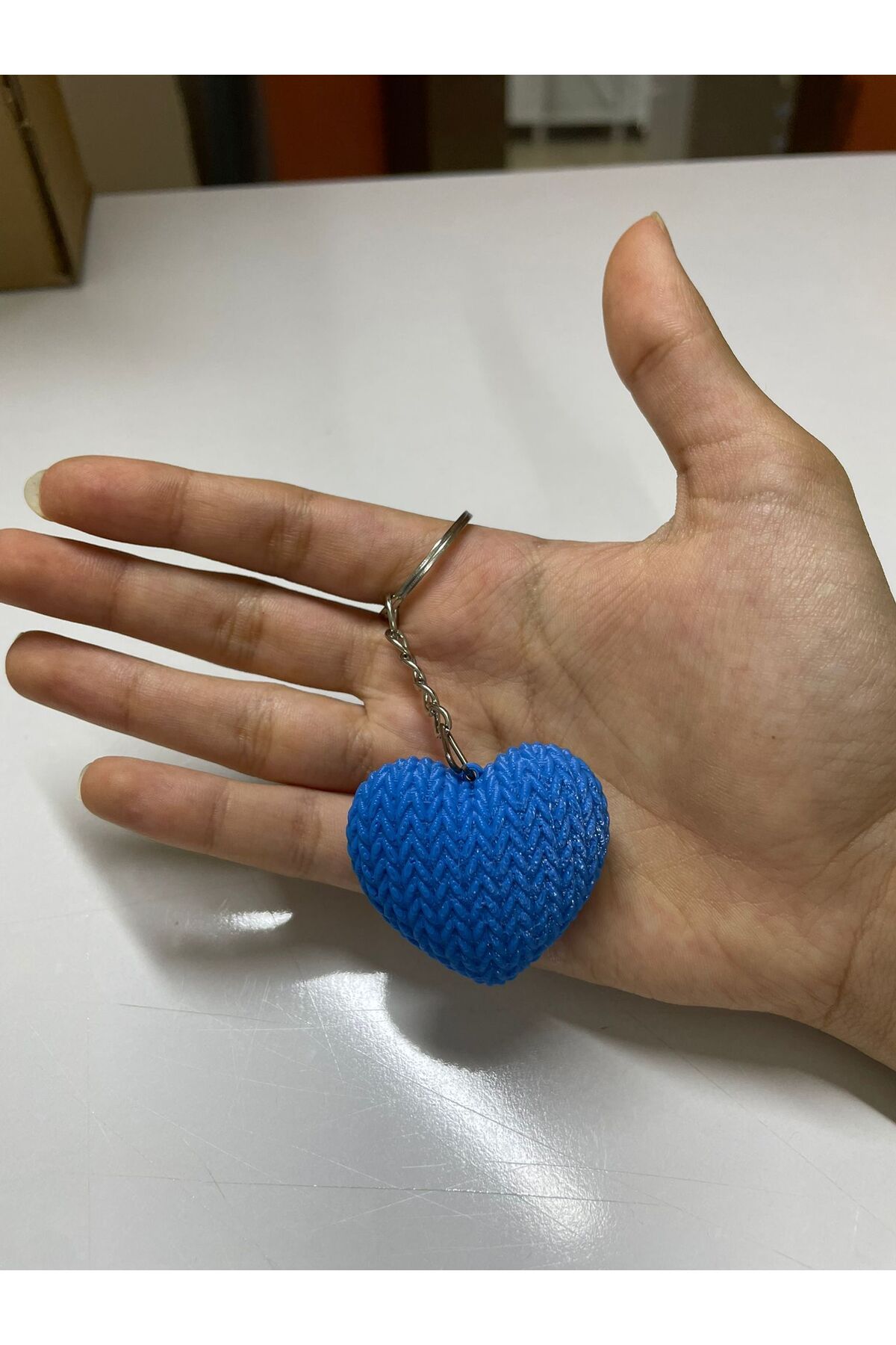 3dmakers Örme Kalp Tasarımlı 3D Anahtarlık – Sevgililer Günü ve Hediye İçin El Yapımı Tarz