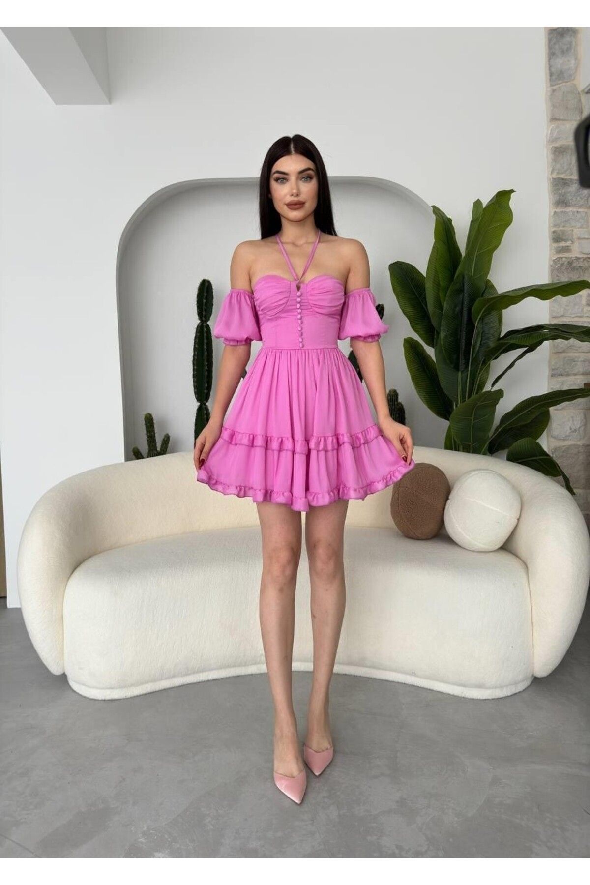 ETİKAFASHION Tasarım Kalp Yaka Saten Dokuma Volanlı Mini Elbise