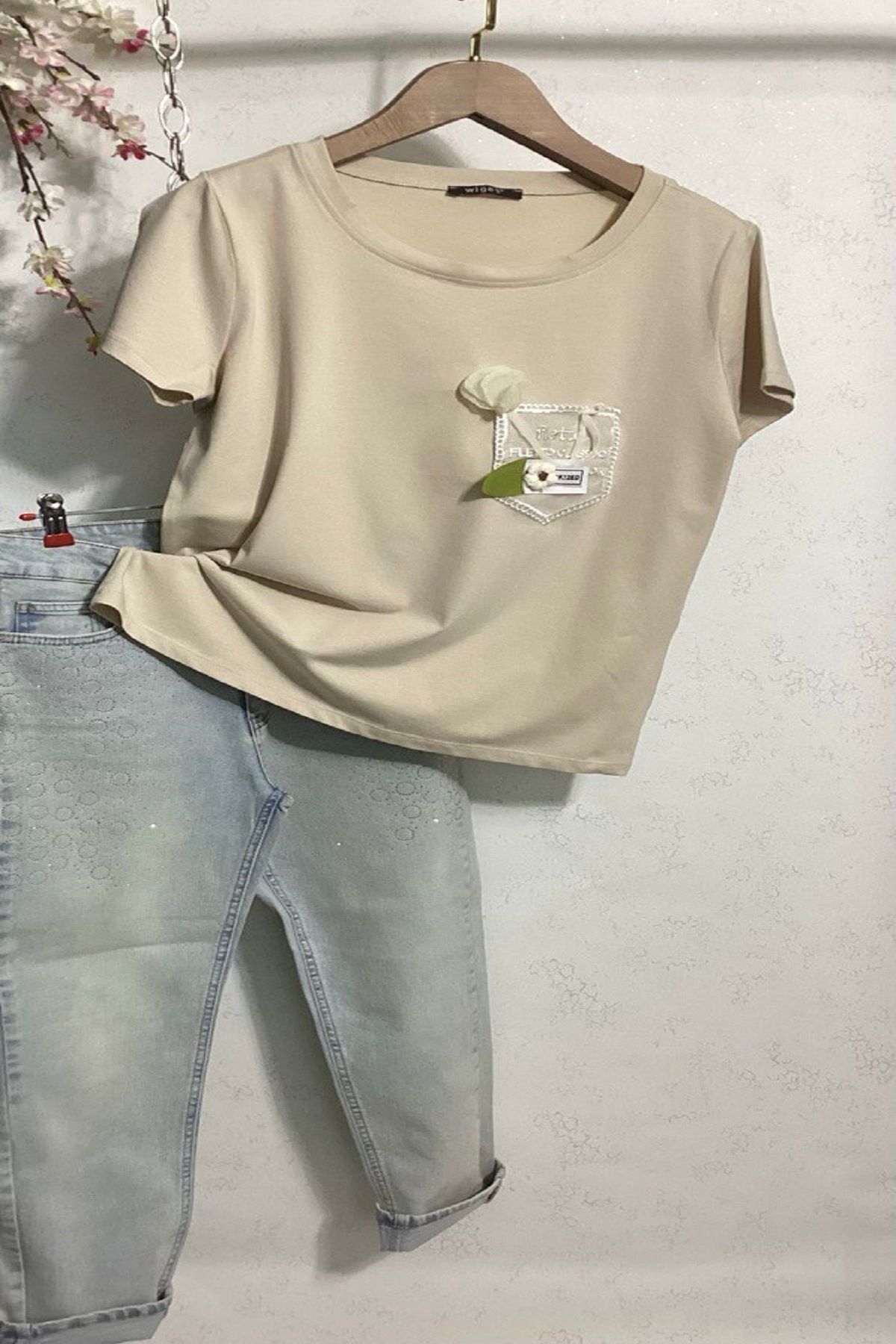 Wiges Kadın Bisiklet Yaka Desenli Özel Tasarım T-shirt