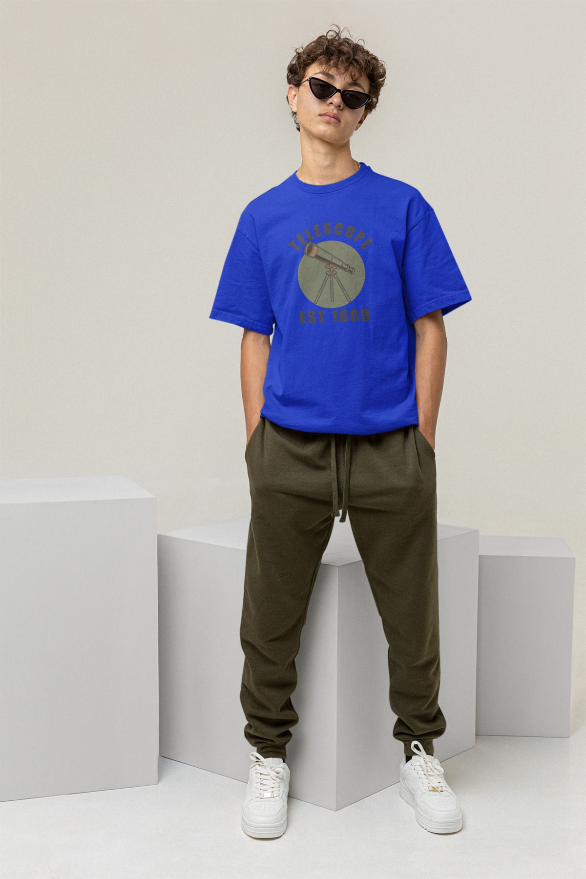 Uniquetex NUBENSE / TELAR-06 - Oversize Unisex Teleskop Baskılı Sax Mavi Bisiklet Yaka T-shirt (Bilim Tişört)